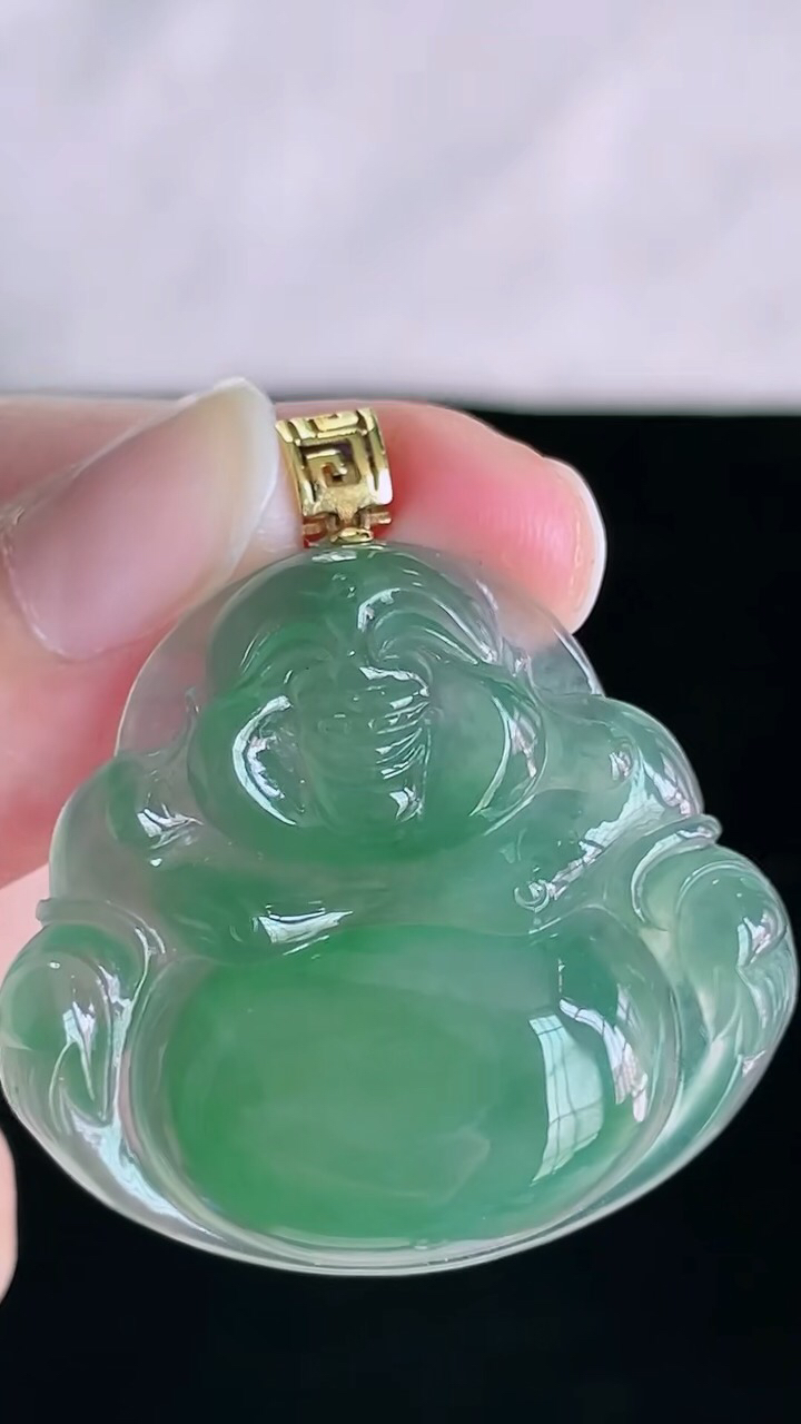 【翡翠名称】老坑种冰绿佛公翡翠吊坠
【翡翠尺寸】裸石30.8/34.2/6.2mm
【翡翠描述】宝贝