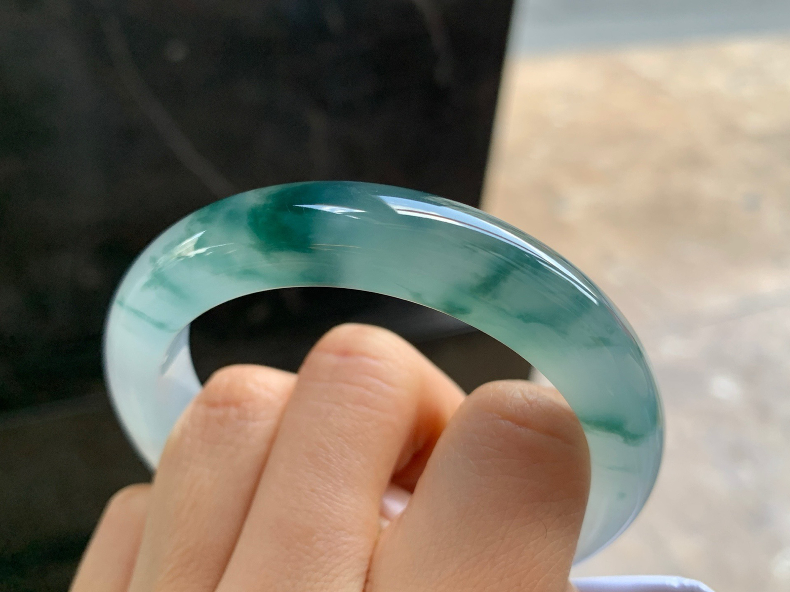 53.5-12-8.3

蓝花手镯^_^飘花灵韵 冰透