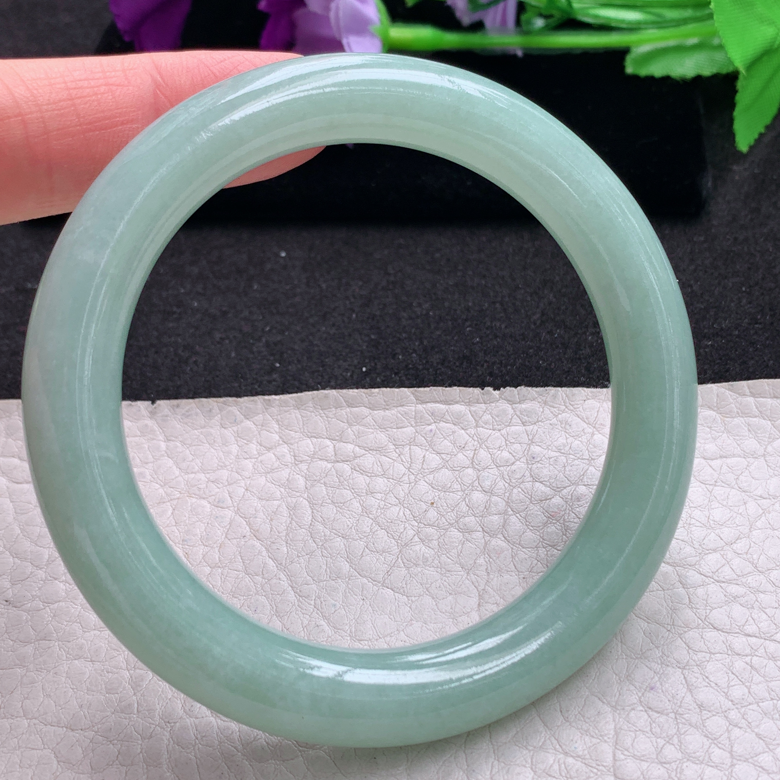 nr甜美款58*10.6美人镯 天然缅甸翡翠A货手镯晴绿圆条清秀玉手环