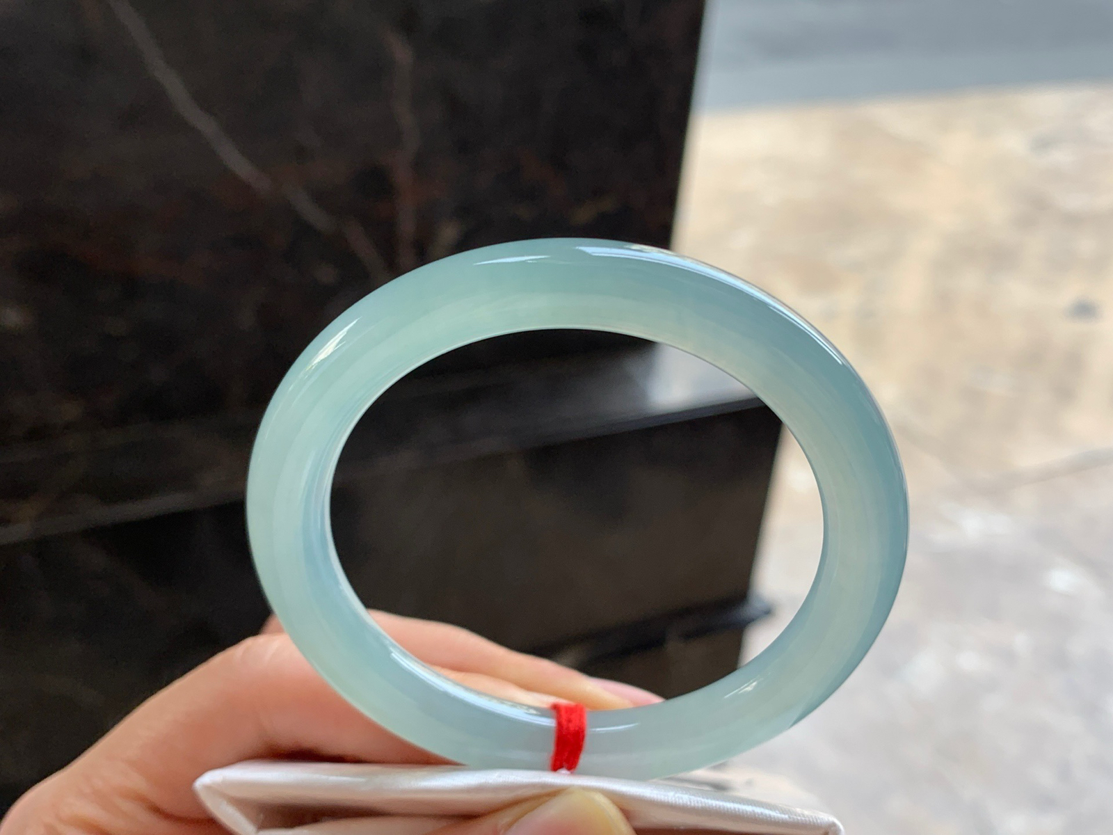 54.5-8.2

冰蓝细条^_^冰透