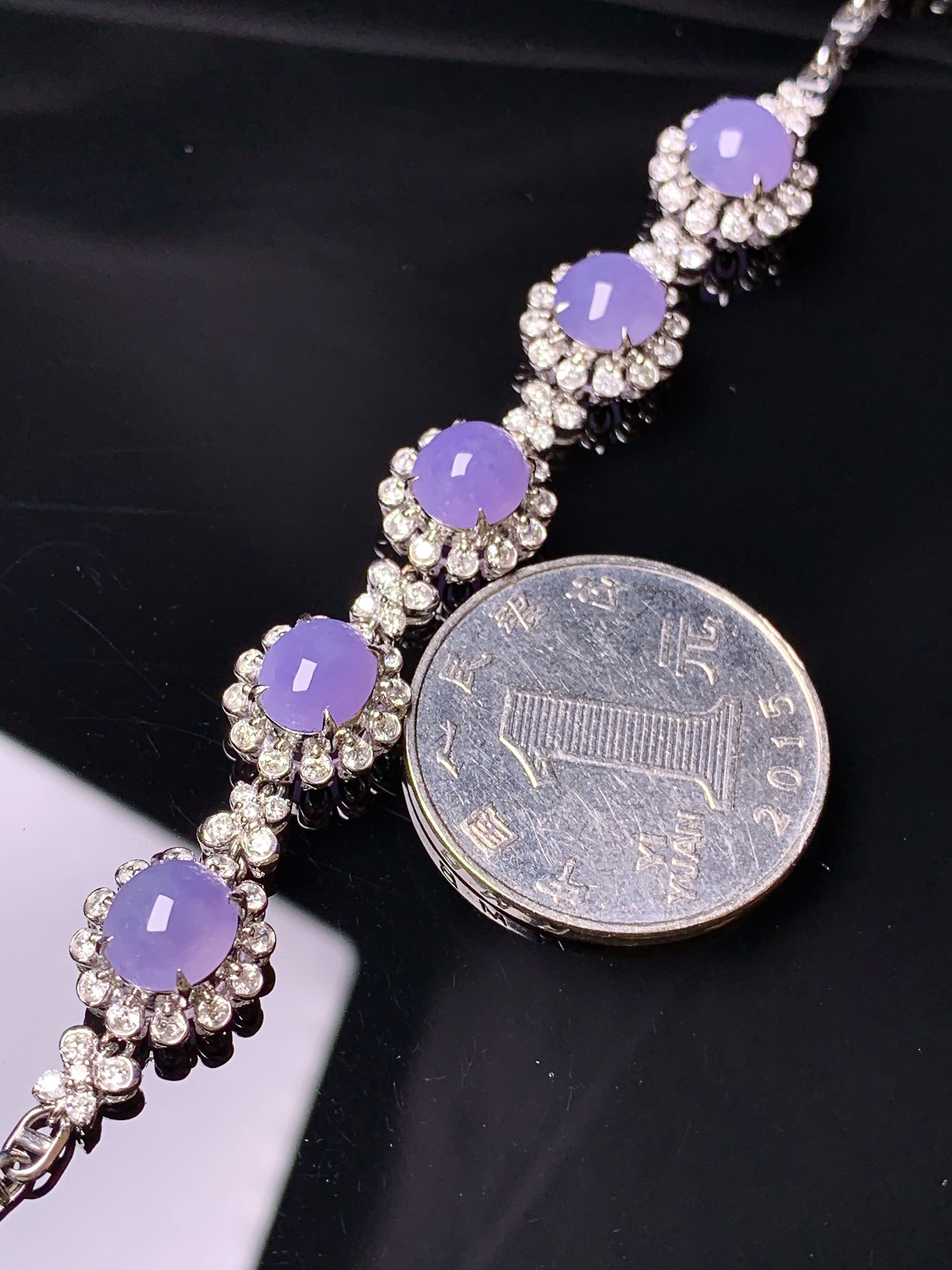 18k金钻镶嵌紫罗兰蛋面手链 玉质细腻 色泽艳丽清新 水润亮眼 整体尺寸180*10.5*8.3L3