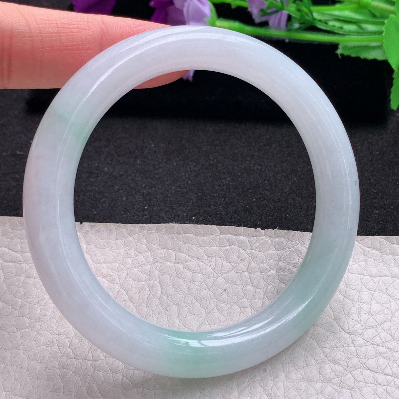 nr清爽款58.5*10.2美人镯 天然缅甸翡翠A货手镯飘绿圆条玉手环