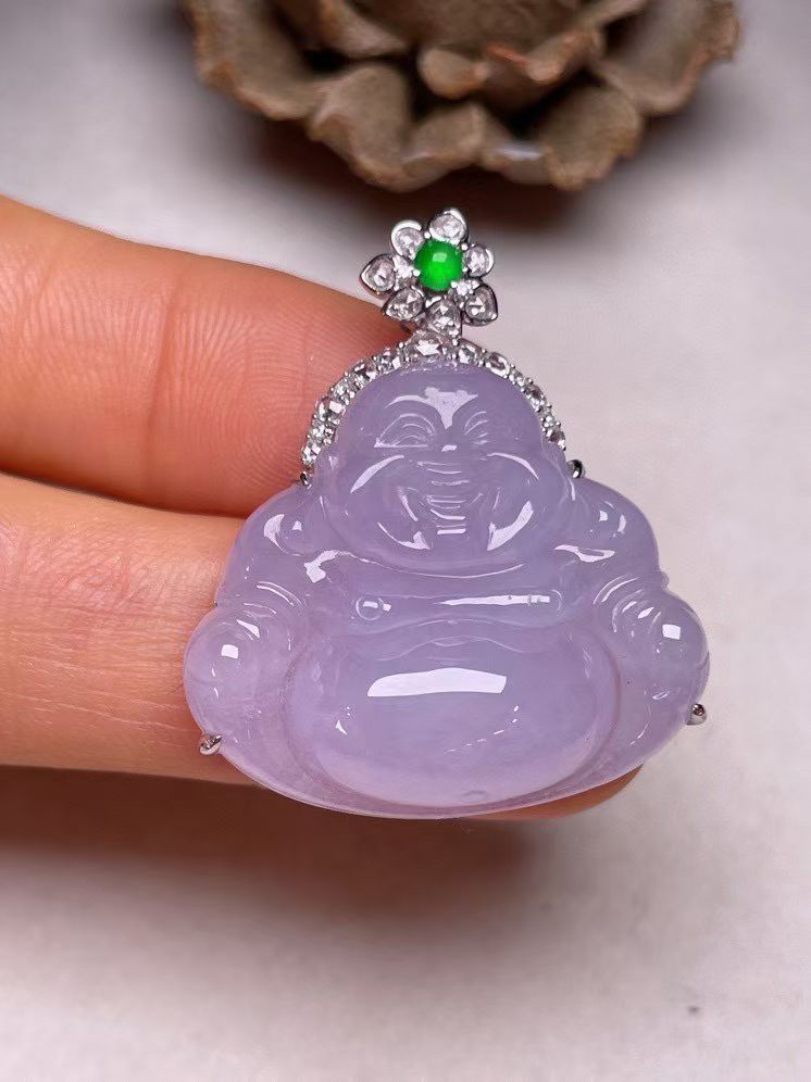 冰种淡紫罗兰佛公吊坠、真金真钻镶嵌，种水好，玉质细腻 .裸石尺寸 27.6*23.8