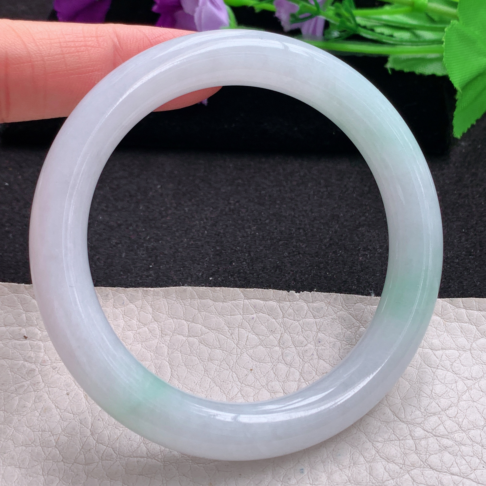 nr清爽款58.5*10.2美人镯 天然缅甸翡翠A货手镯飘绿圆条玉手环