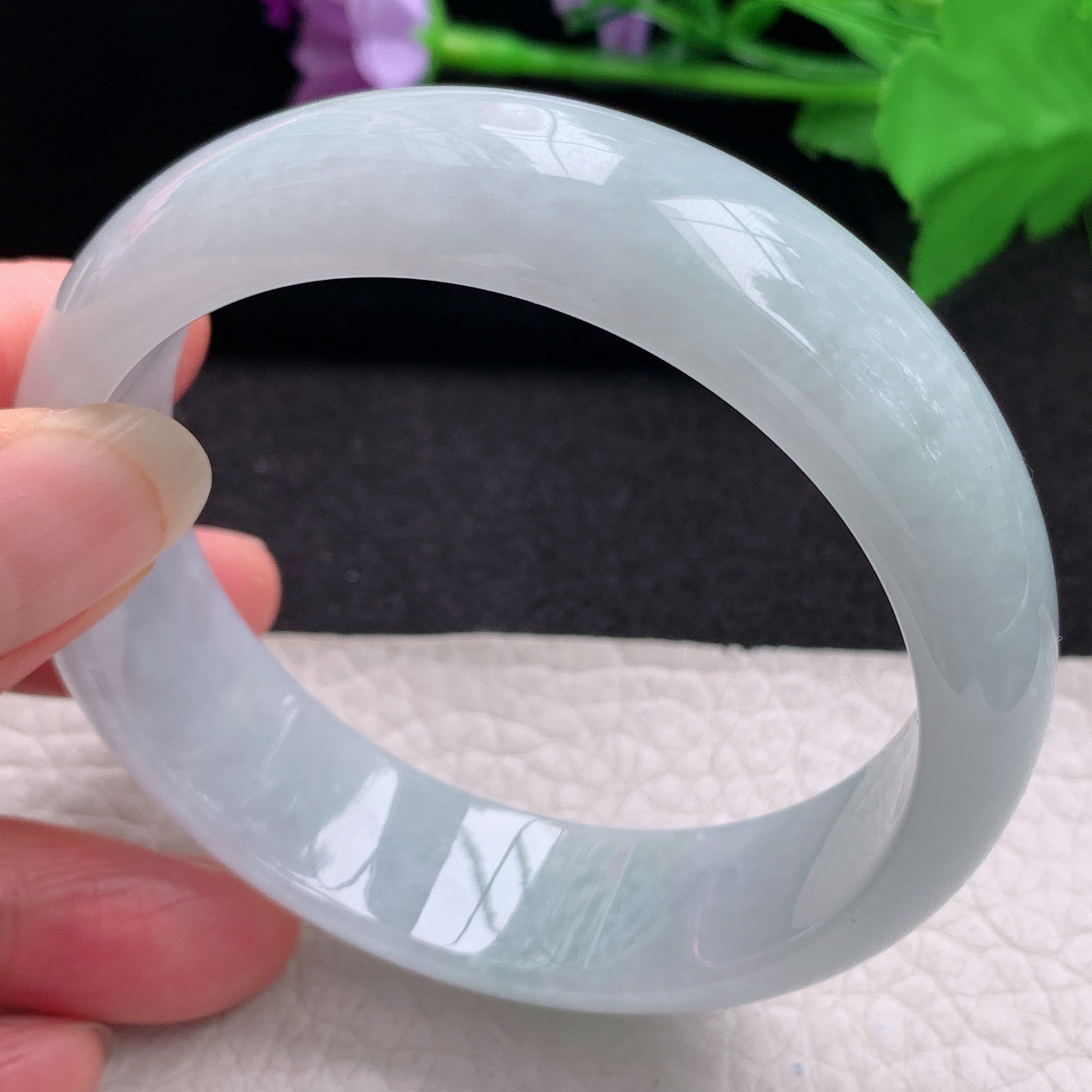 hh纯美款59*17.5*7.6轮胎镯 缅甸翡翠a货玉手镯精美浅绿正圈玉手环