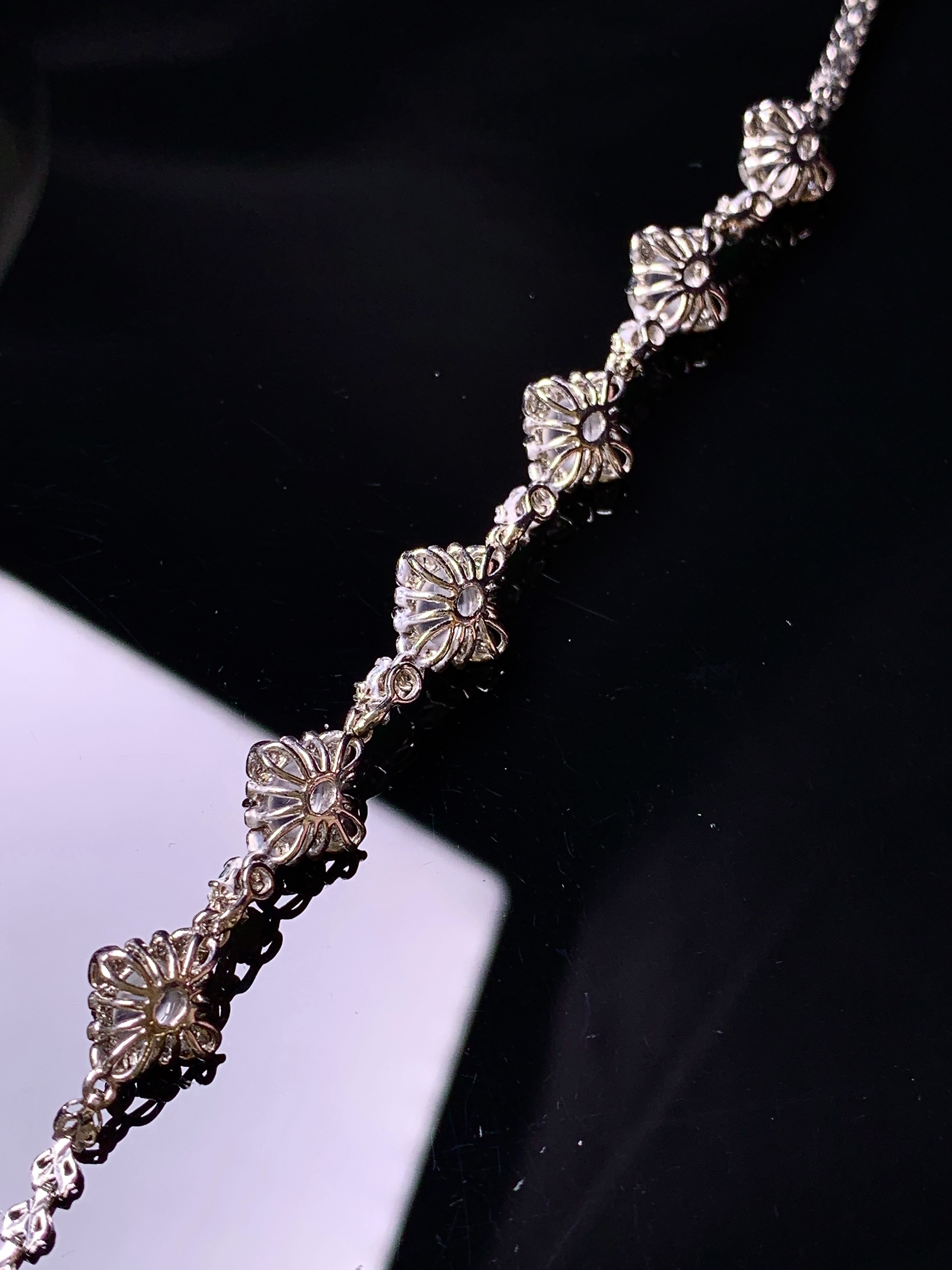 18k金钻镶嵌冰种蛋面手链 玉质细腻 色泽艳丽清新 水润亮眼 整体尺寸170*8.3*5L3