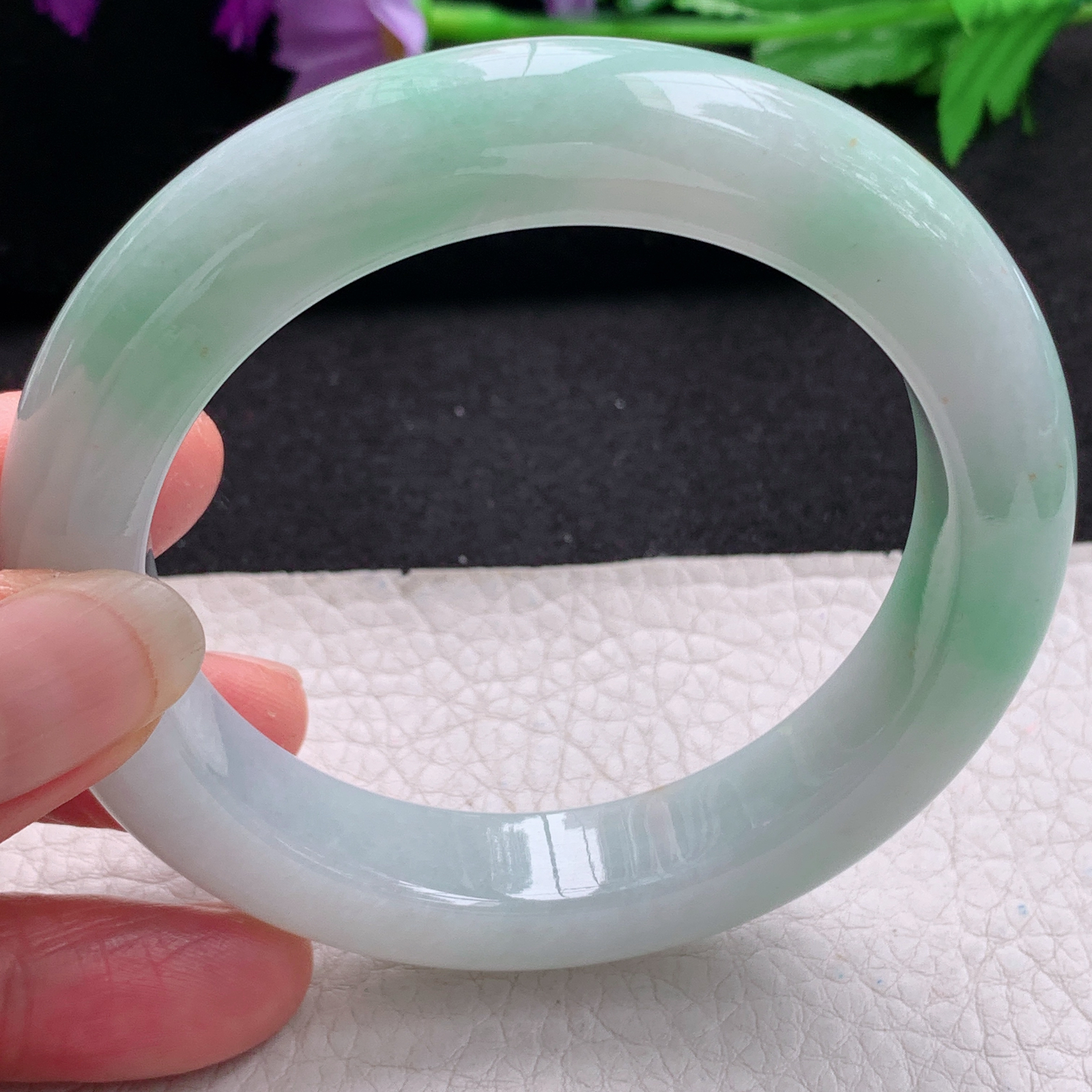 z实拍58*12.5*10.3平安镯 天然缅甸翡翠A货手镯飘绿厚装正圈玉手环