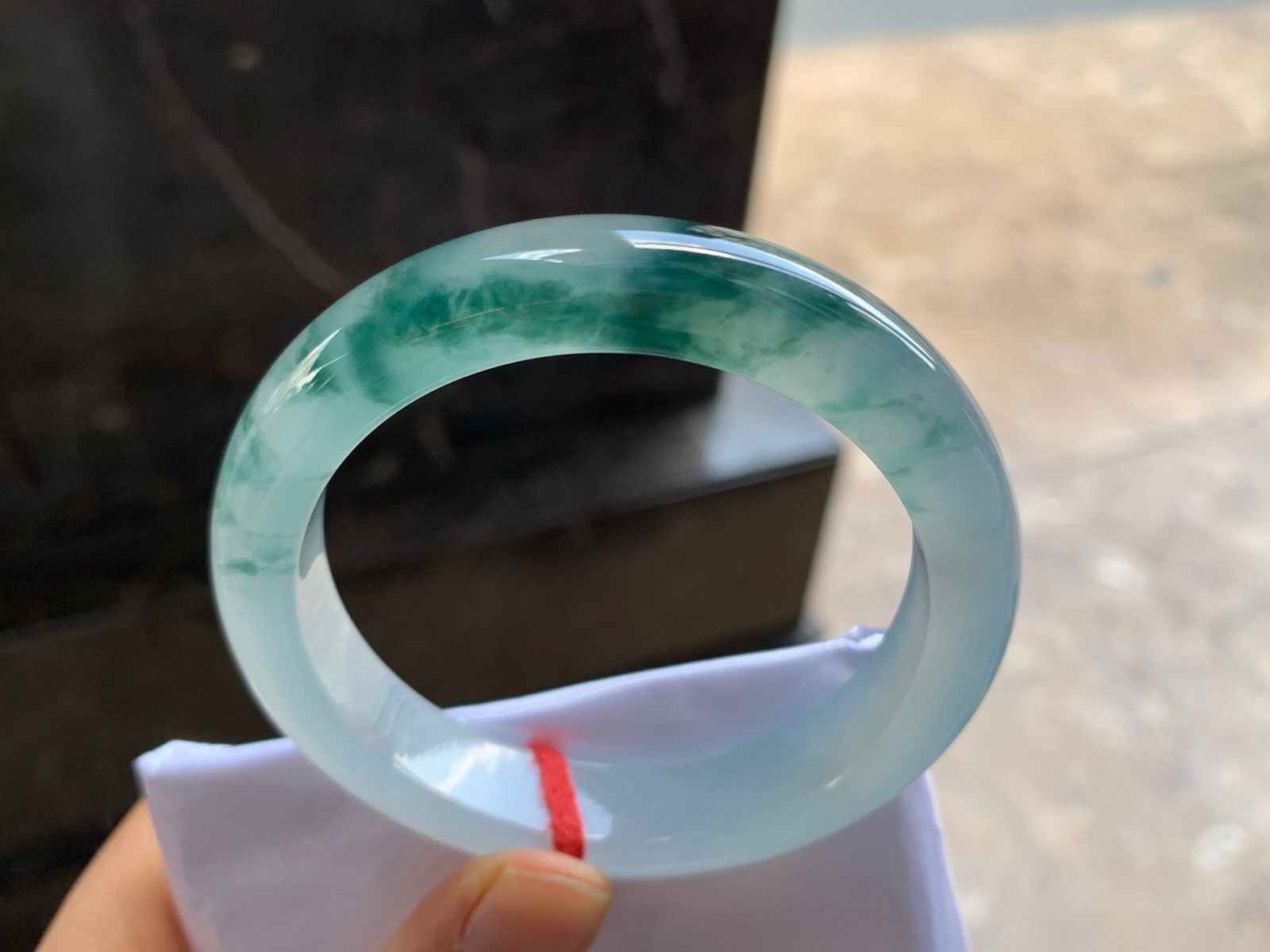 53.5-12-8.3

蓝花手镯^_^飘花灵韵 冰透