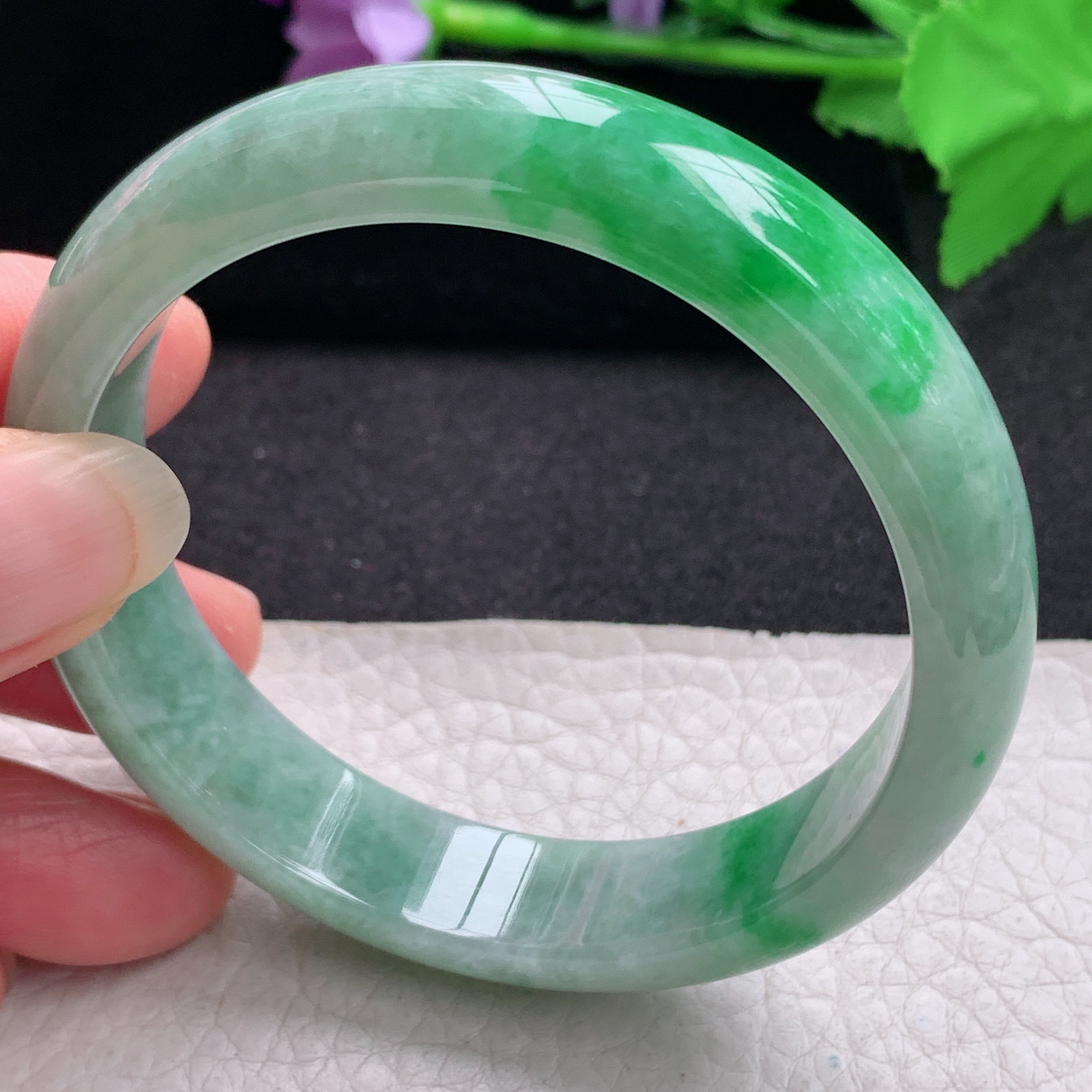 hh辣绿款57*13.2*7.2平安镯 缅甸翡翠a货玉手镯精美水润辣色正圈玉手环