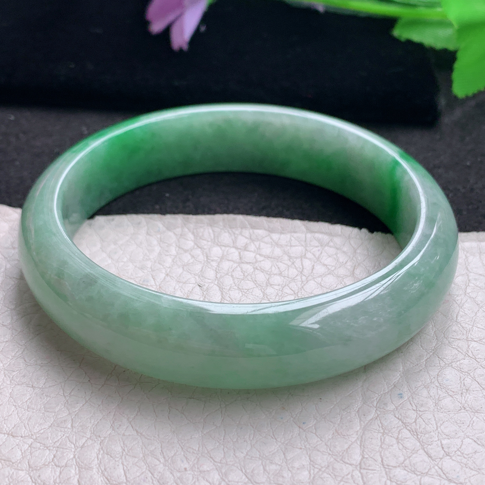 hh辣绿款57*13.2*7.2平安镯 缅甸翡翠a货玉手镯精美水润辣色正圈玉手环