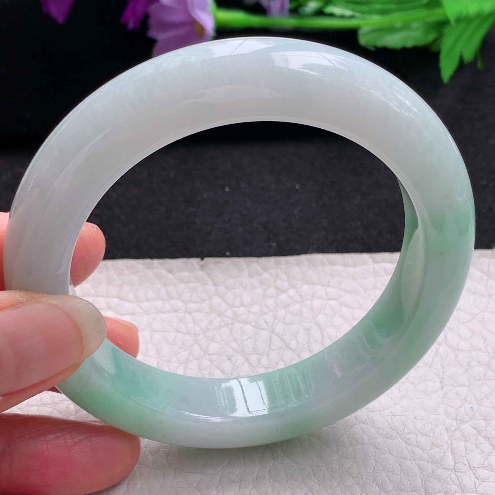 z实拍58*12.5*10.3平安镯 天然缅甸翡翠A货手镯飘绿厚装正圈玉手环