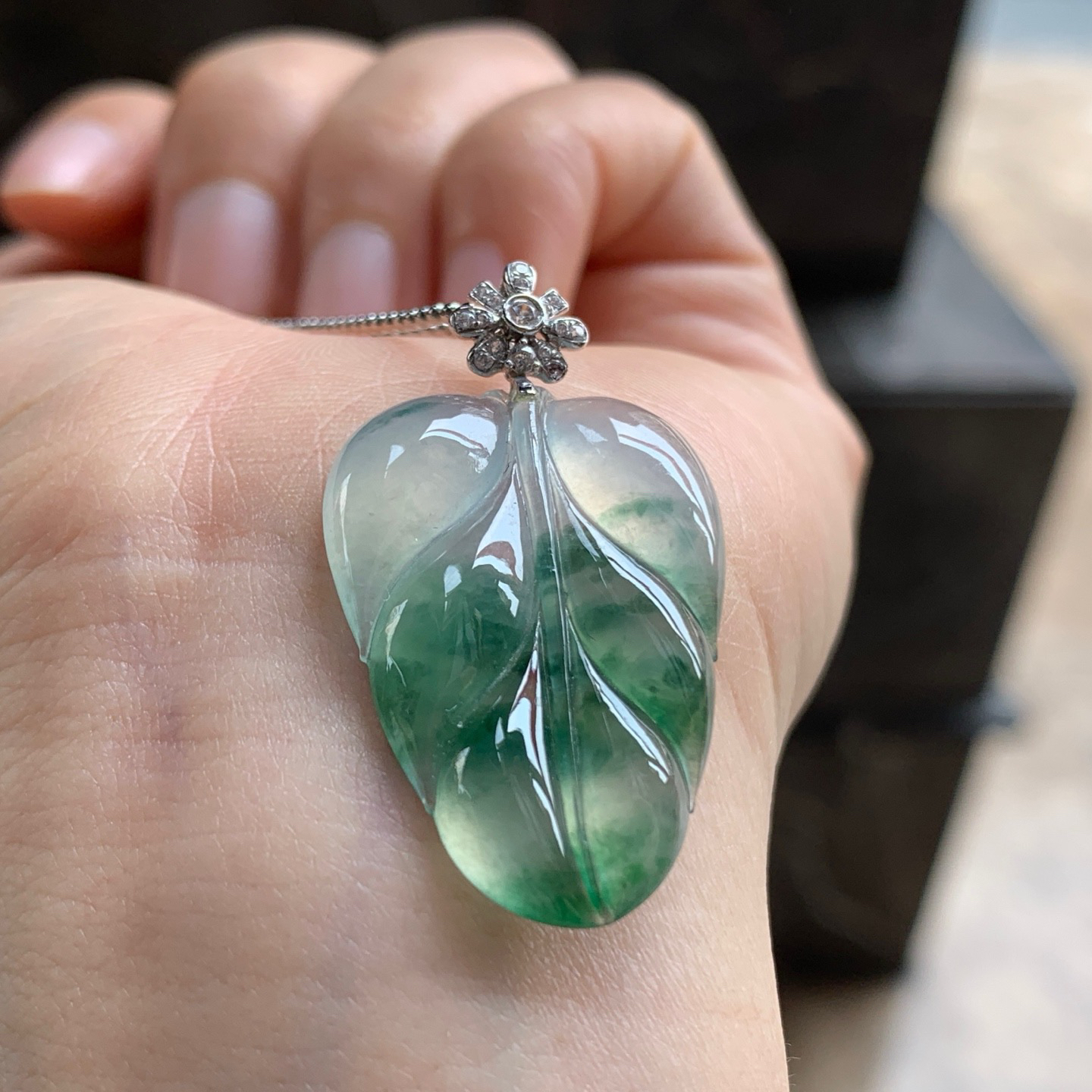 金扣绿花叶子^_^飘花灵韵