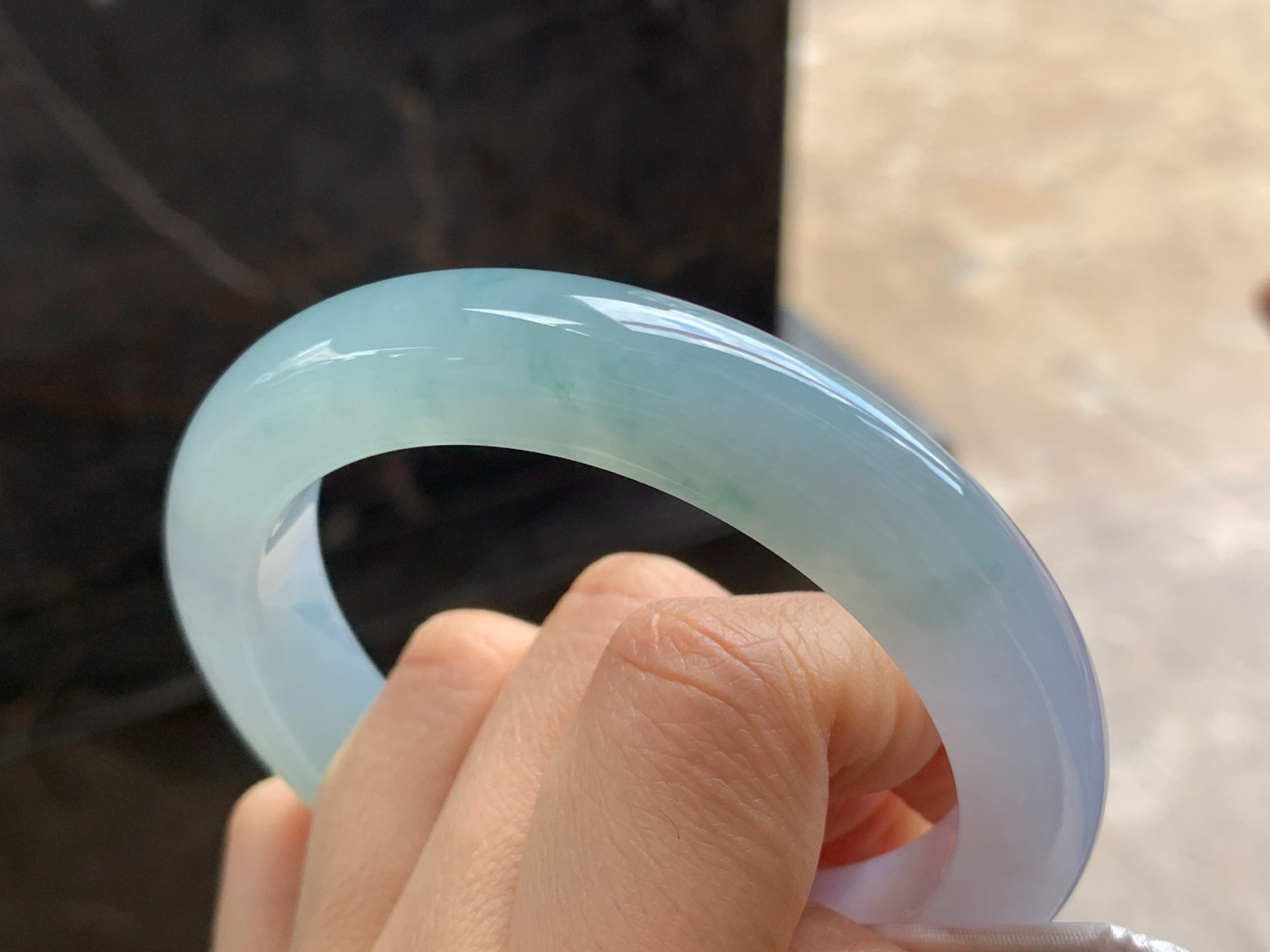 56-11.2-9.6

晴底手镯^_^鲜艳