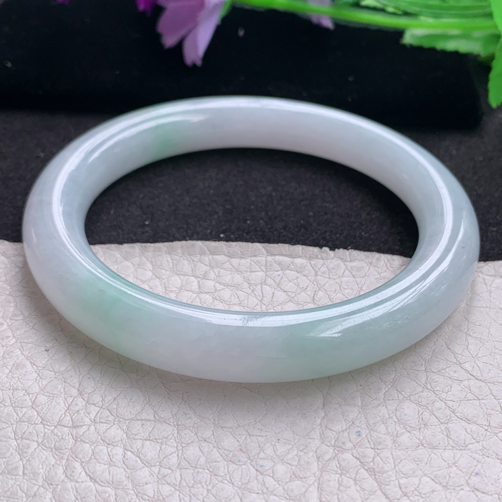 nr清爽款58.5*10.2美人镯 天然缅甸翡翠A货手镯飘绿圆条玉手环