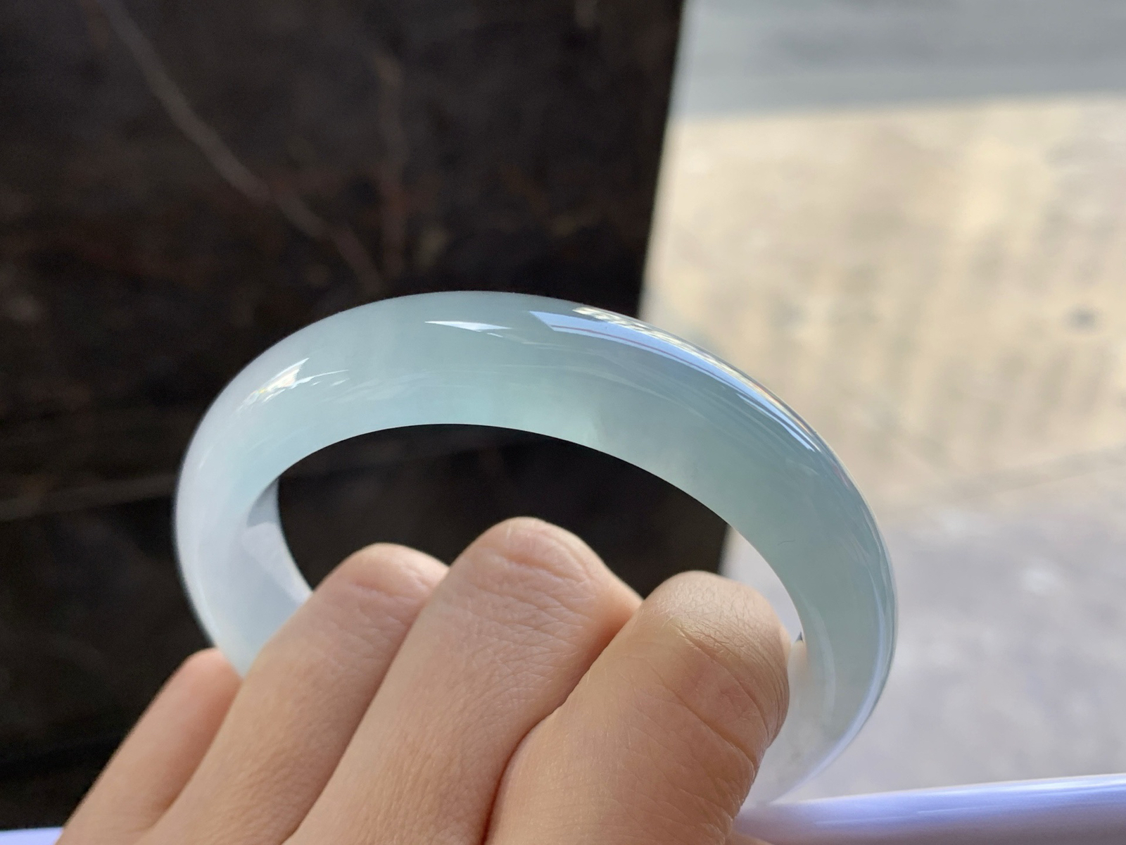 55-13-8.6

蓝水手镯^_^种水冰透