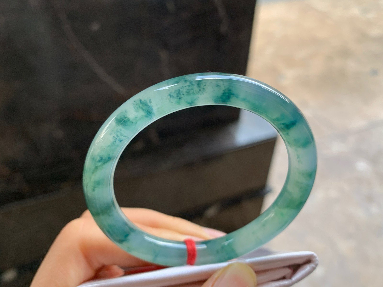 50.5-7.9

蓝花细条^_^鲜艳