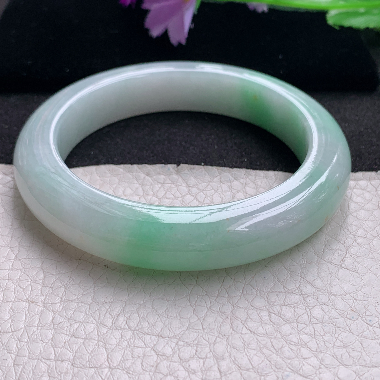 z实拍58*12.5*10.3平安镯 天然缅甸翡翠A货手镯飘绿厚装正圈玉手环