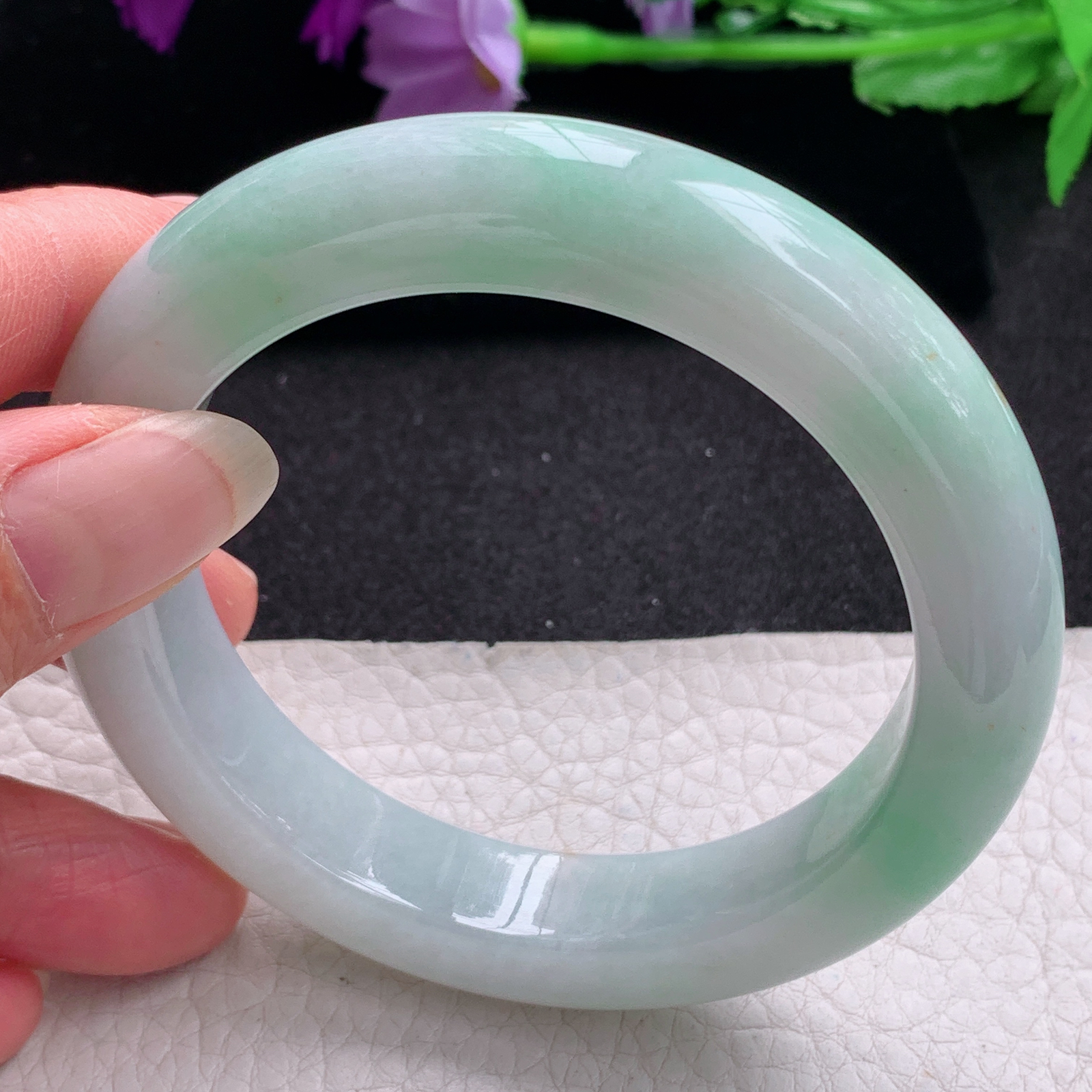 z实拍58*12.5*10.3平安镯 天然缅甸翡翠A货手镯飘绿厚装正圈玉手环