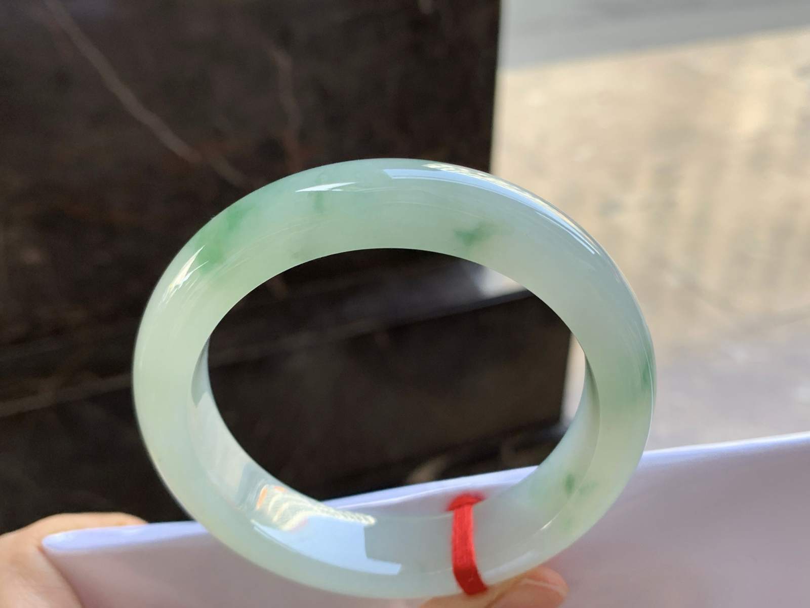 57-13.7-9.4

绿花手镯^_^细腻