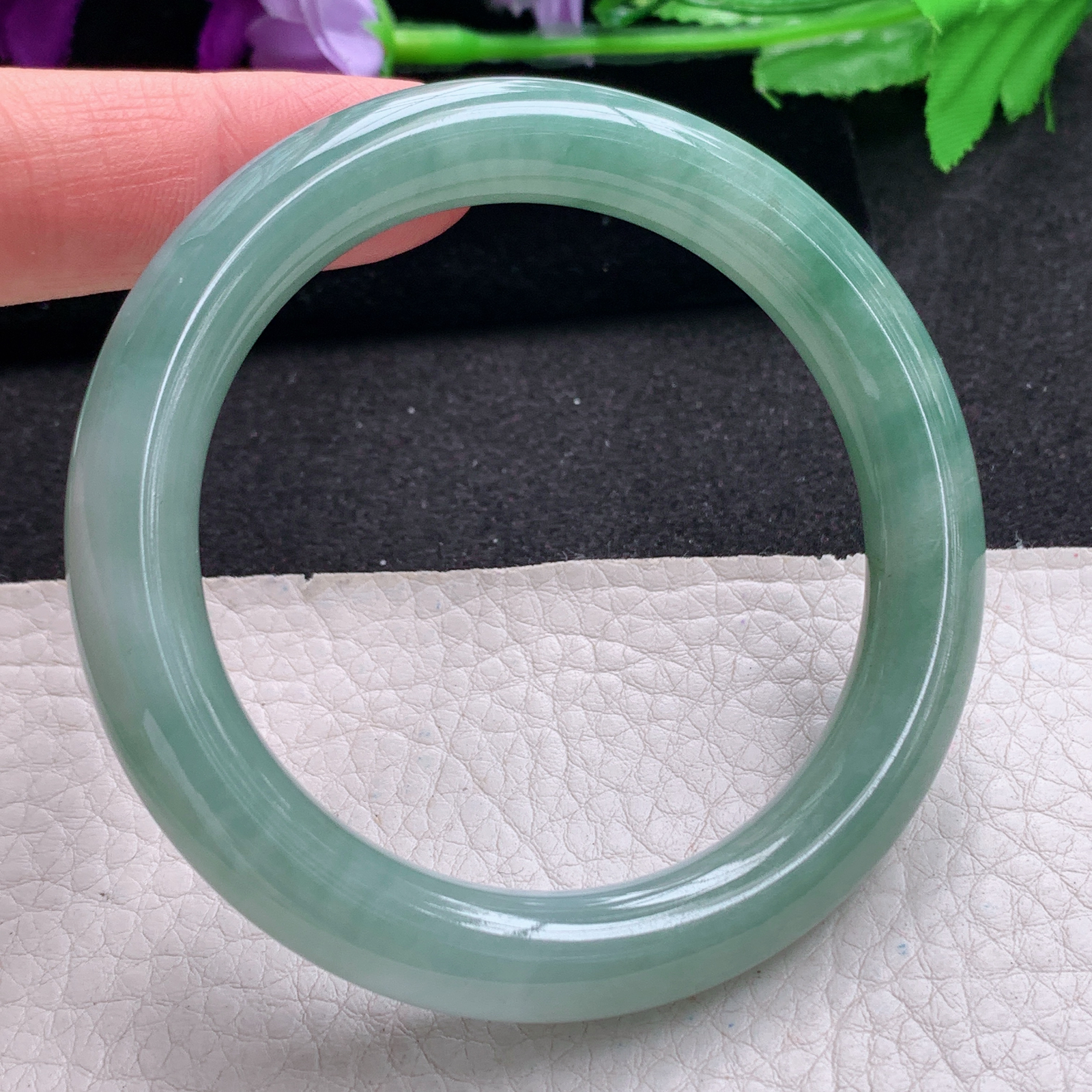 z实拍54.5*10.3*9.8美人镯 天然缅甸翡翠A货手镯秀气韵味圆条玉手环