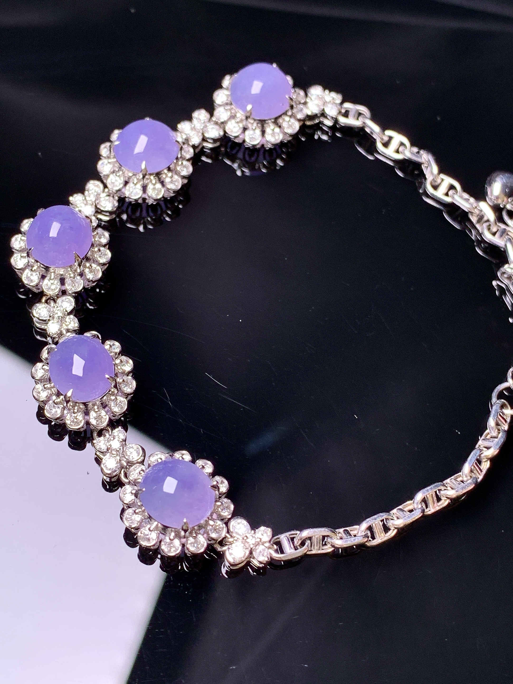 18k金钻镶嵌紫罗兰蛋面手链 玉质细腻 色泽艳丽清新 水润亮眼 整体尺寸180*10.5*8.3L3