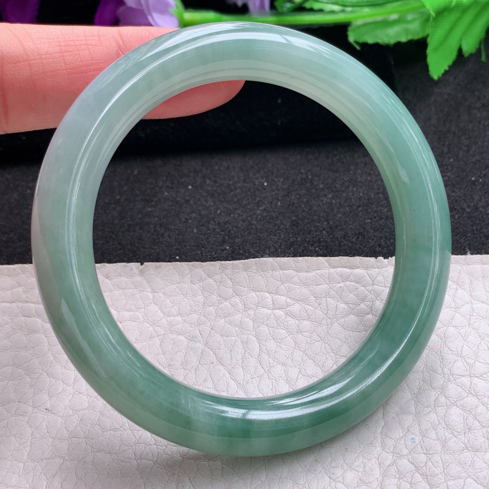 z实拍54.5*10.3*9.8美人镯 天然缅甸翡翠A货手镯秀气韵味圆条玉手环