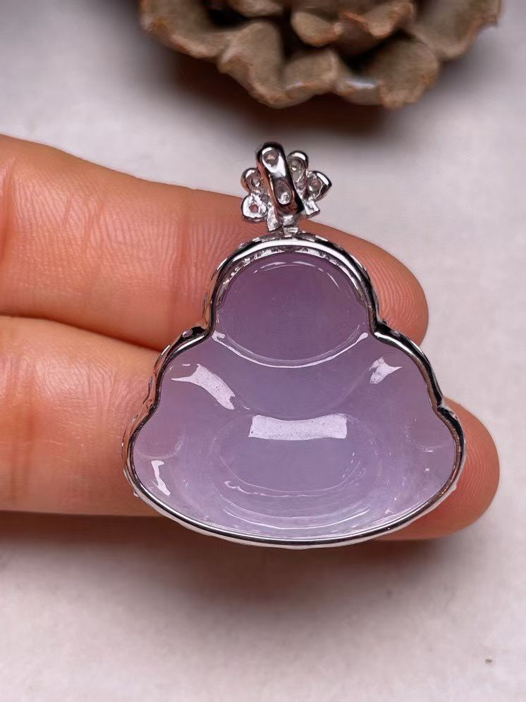 冰种淡紫罗兰佛公吊坠、真金真钻镶嵌，种水好，玉质细腻 .裸石尺寸 27.6*23.8