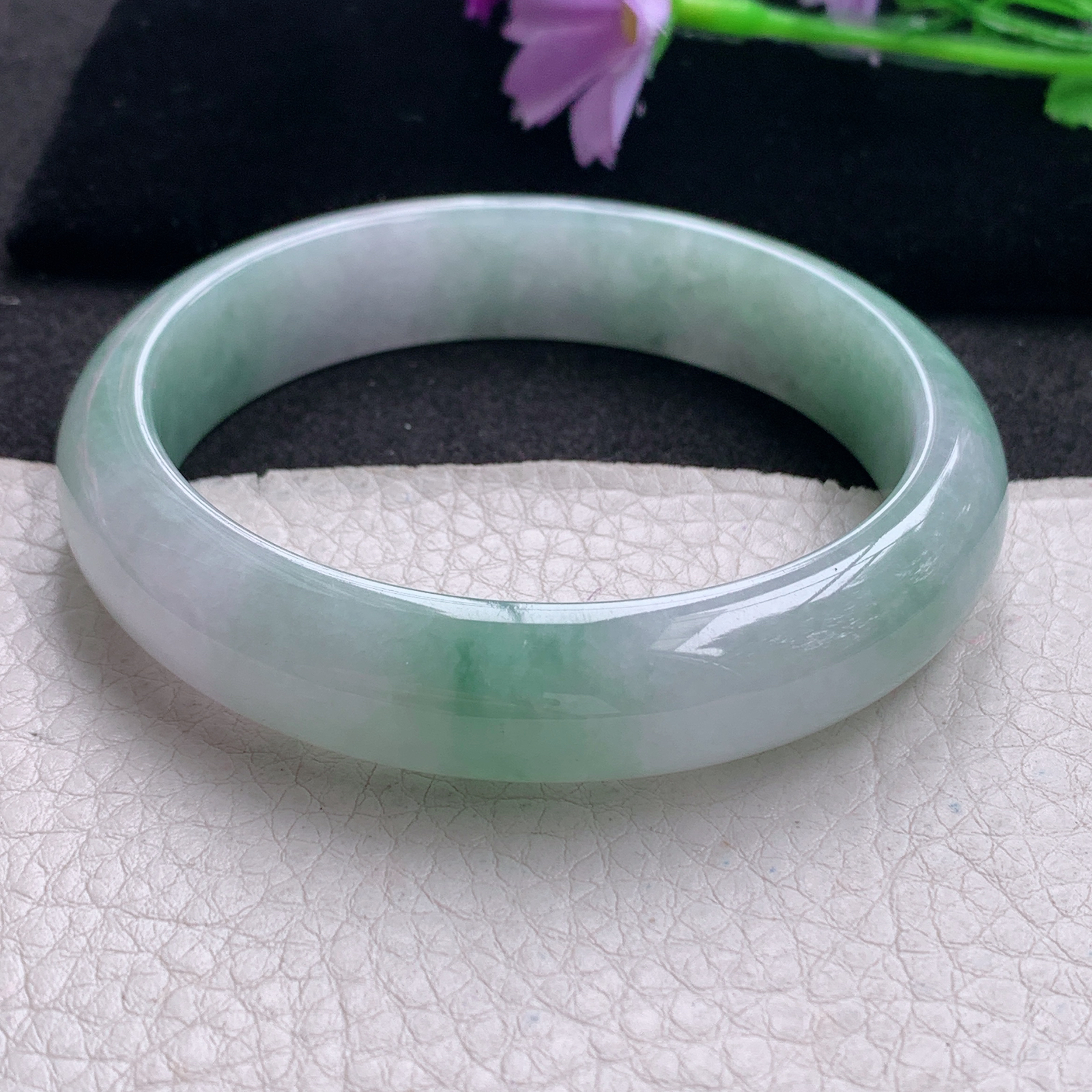 hh大圈口60*13.8*7.8平安镯 缅甸翡翠a货玉手镯精美飘绿正圈玉手环