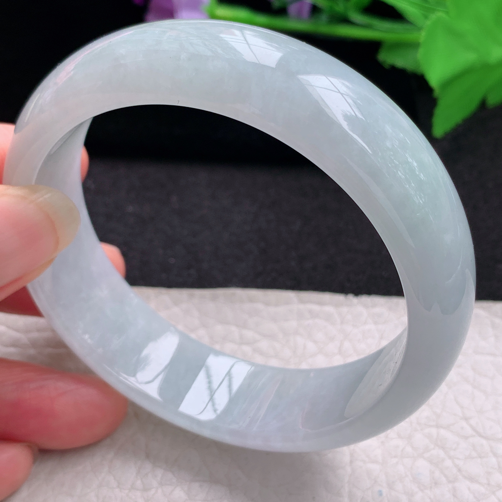 hh纯美款59*17.5*7.6轮胎镯 缅甸翡翠a货玉手镯精美浅绿正圈玉手环