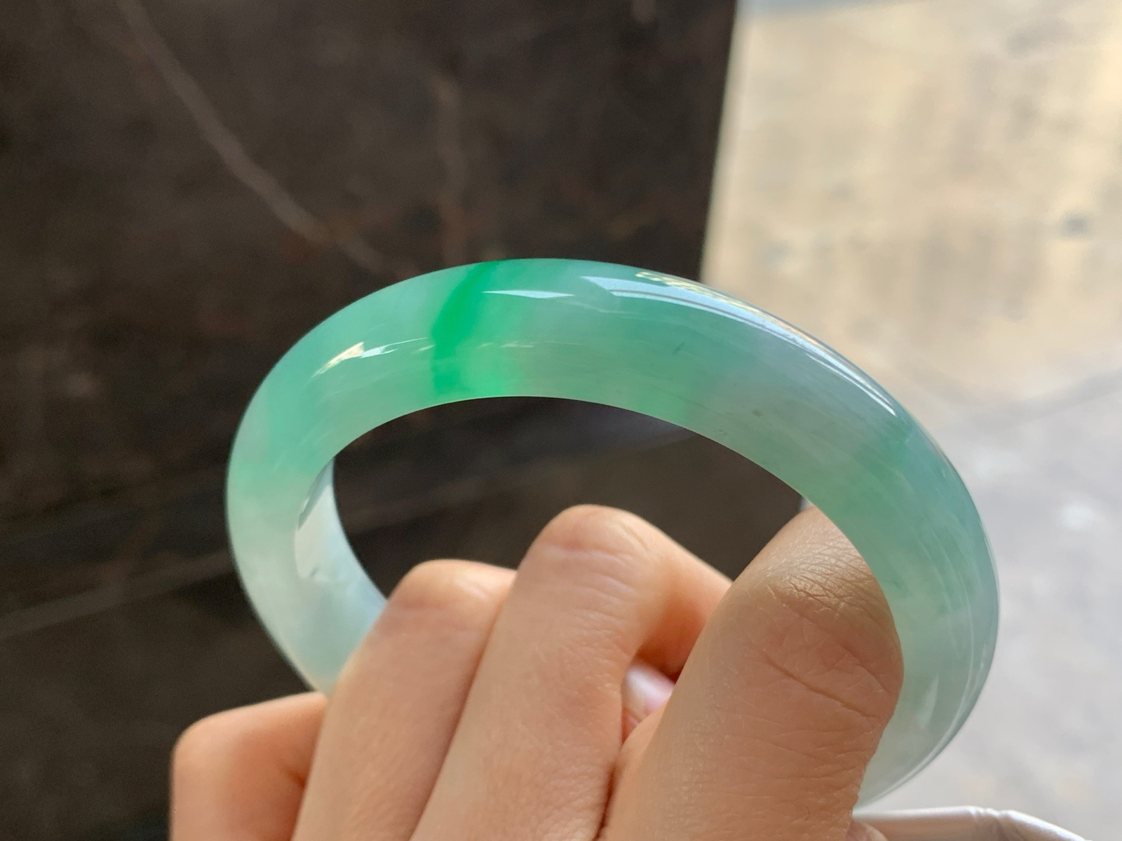 58-12.6-9.2

飘绿手镯^_^色阳