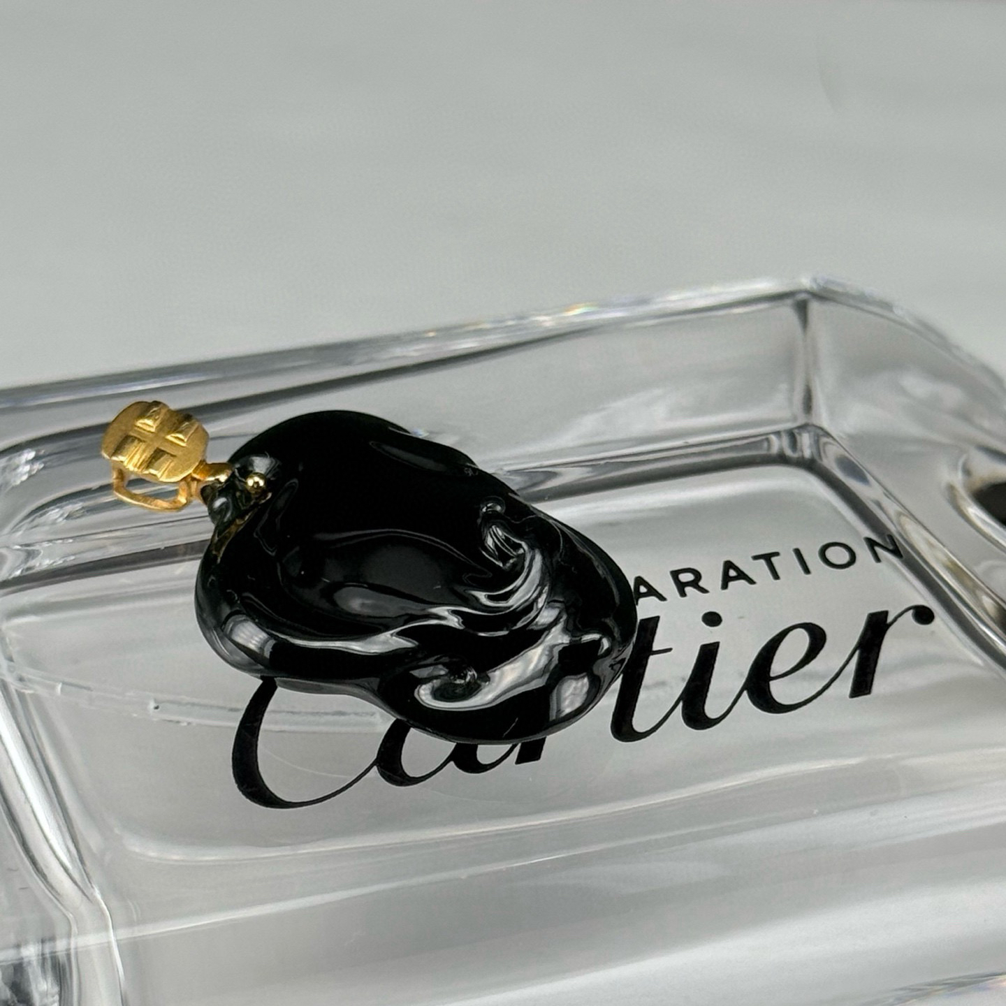 精品18k墨翠悟道 种好色正 黑度极好 打灯通透 油性十足  尺寸34.3