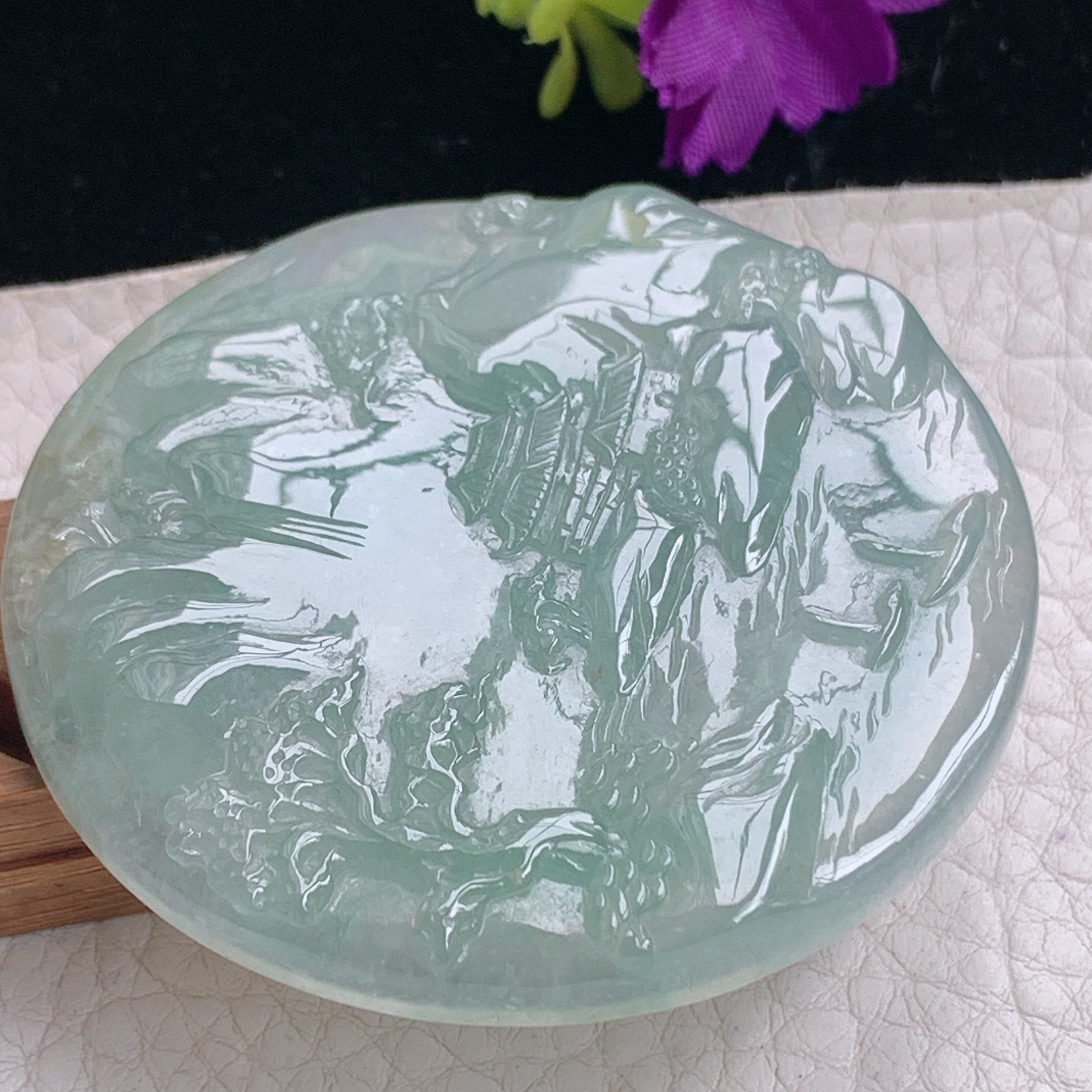 zz3实拍56*7.5缅甸翡翠精冰透晴水圆山水牌吊坠 高山流水意境渊源流长挂件