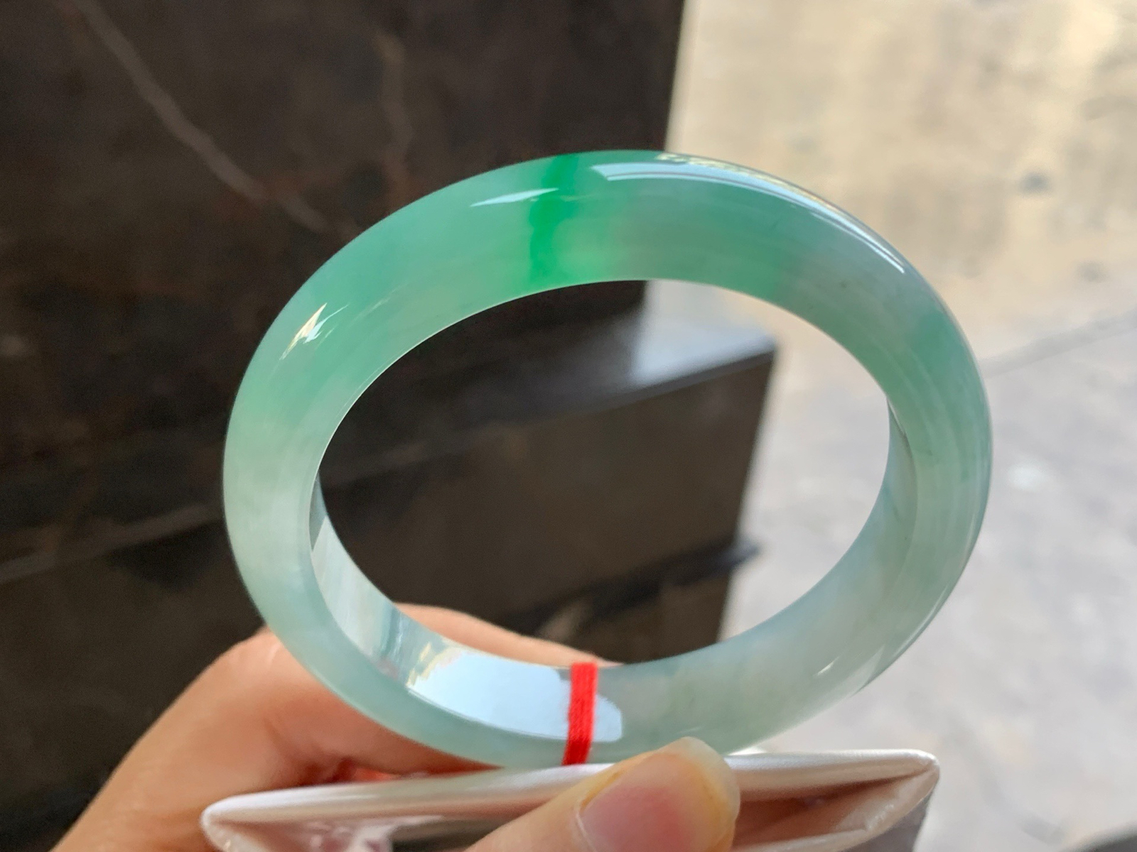 58-12.6-9.2

飘绿手镯^_^色阳