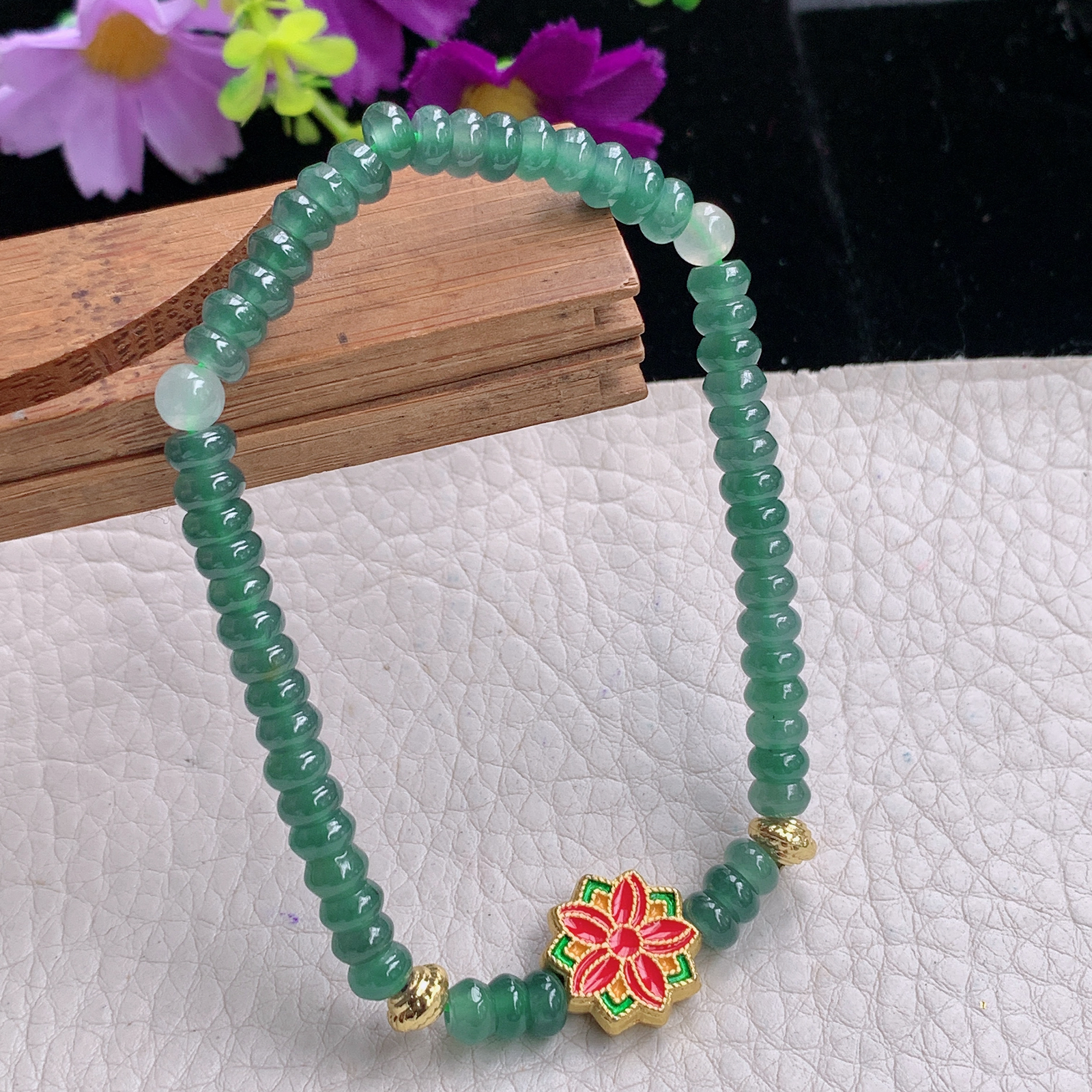 zz3实拍5.5mm 天然翡翠圆润冰透蓝水算盘珠手串 精美小巧款手链 配饰为装饰件