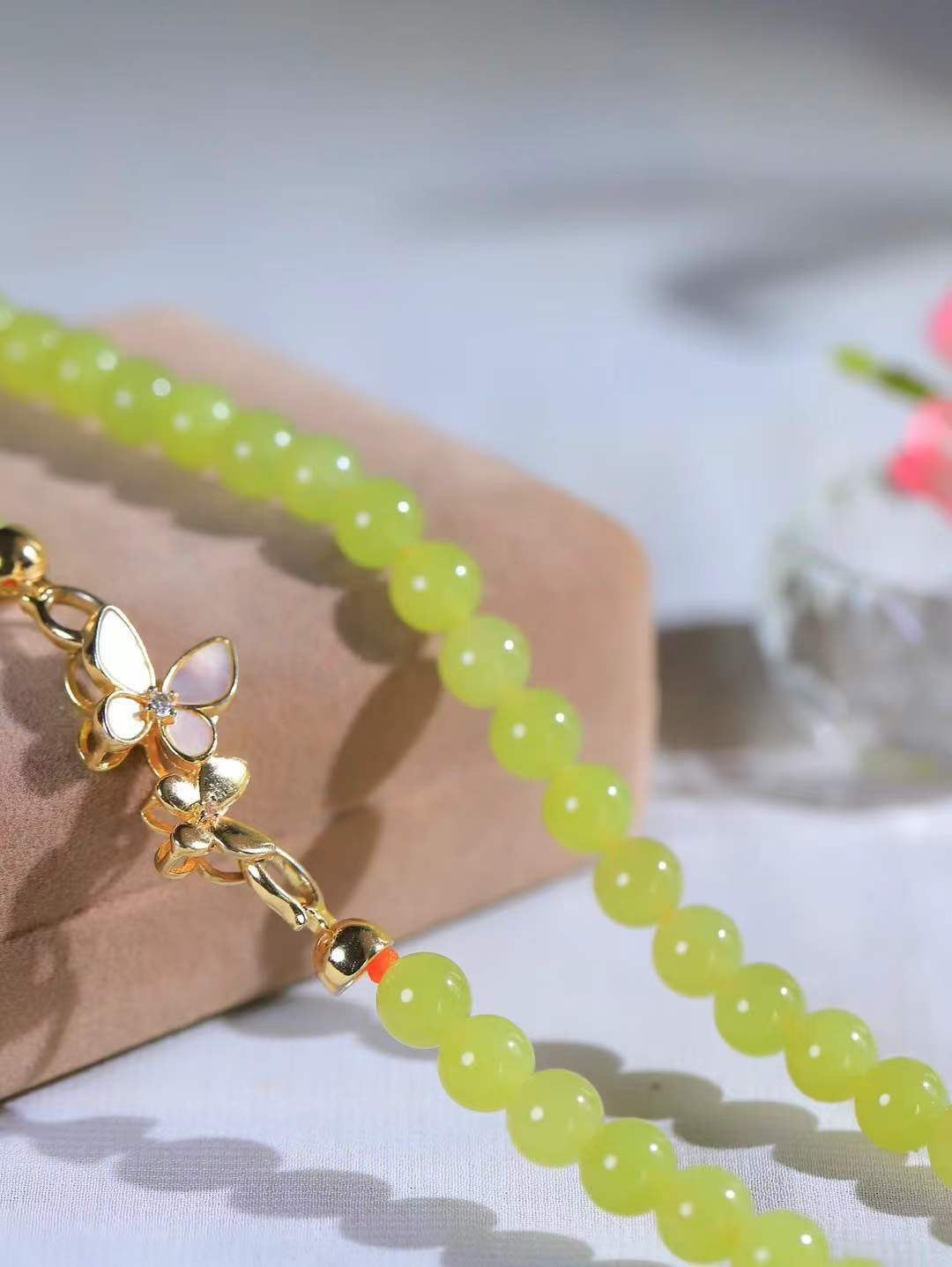 【珠圆玉润.项链】

精品和田玉黄口珠圆玉润项链 玉质细腻油润 饱满光滑 质朴无华，悠远简单，人心境界远，百世修炼深，心灵常驻善意持，觉悟人生百世修。重88.6克 尺寸取一8mm  FDL-22352022