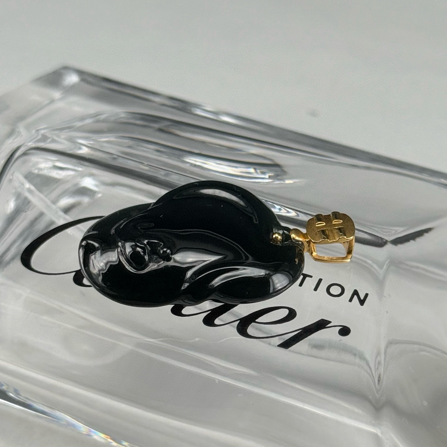 精品18k墨翠悟道 种好色正 黑度极好 打灯通透 油性十足  尺寸34.3