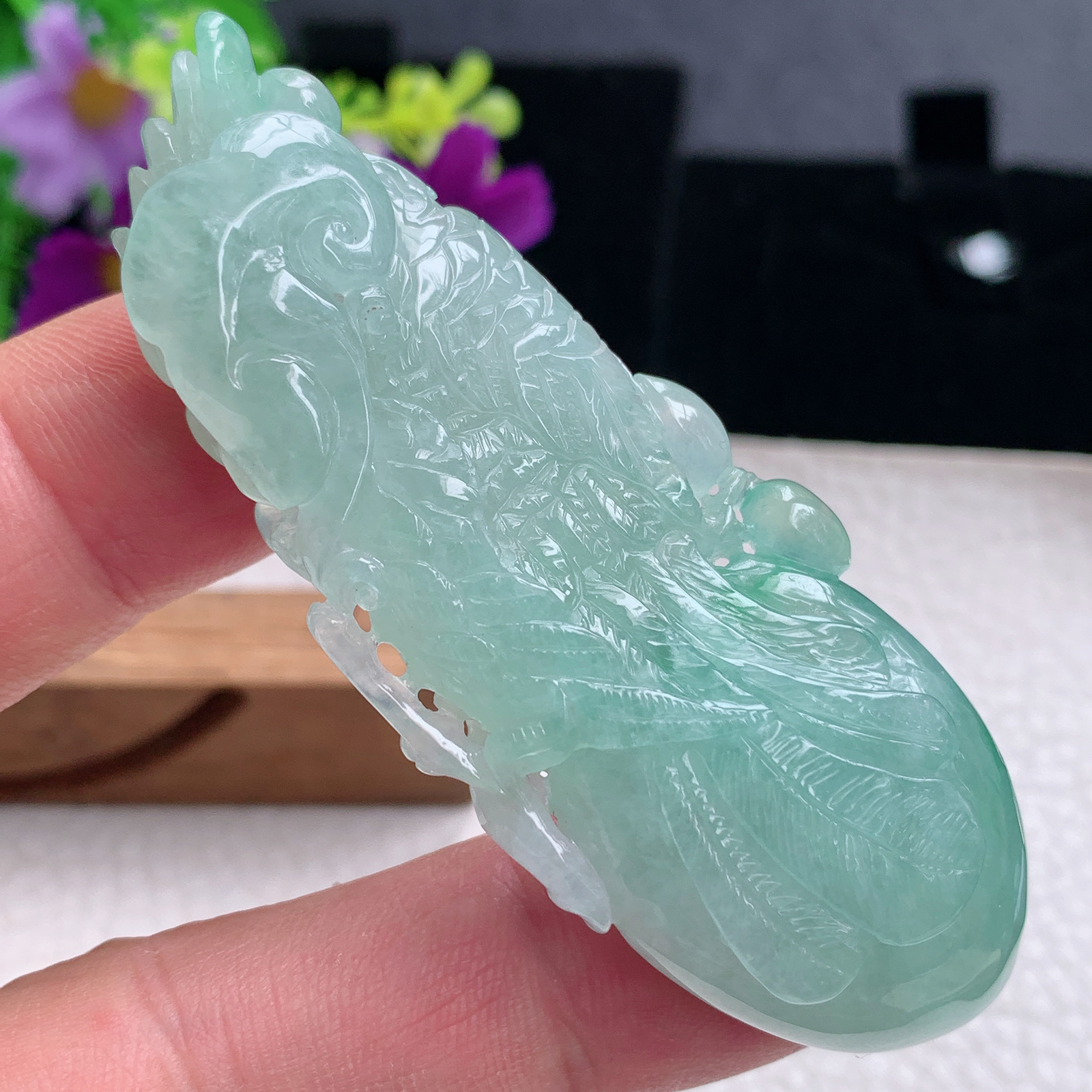 zz3实拍73.8*29*14.5缅甸冰润翡翠精雕甜绿立体鹦鹉项坠英明神武项坠