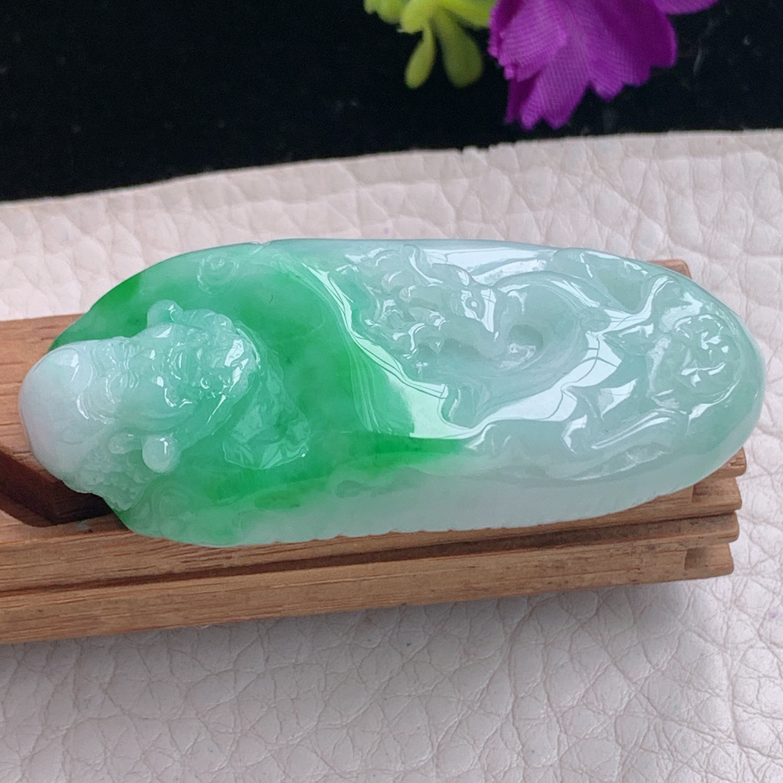 zz3实拍53.5*23.8*12.8缅甸翡翠俏色雕飘绿寿星爷玉坠福星高照项坠