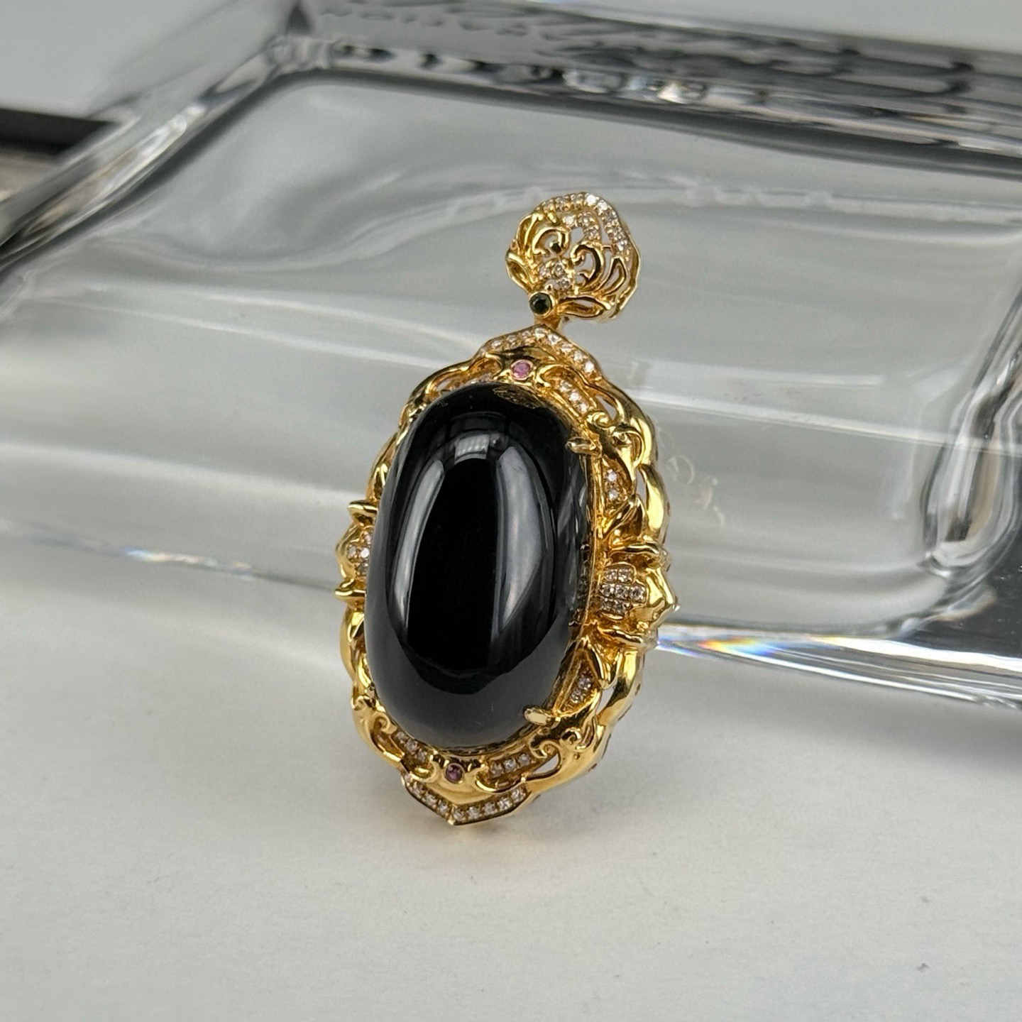 精品18k墨翠蛋面吊坠 种好色正 黑度极好 打灯通透 油性十足 尺寸36