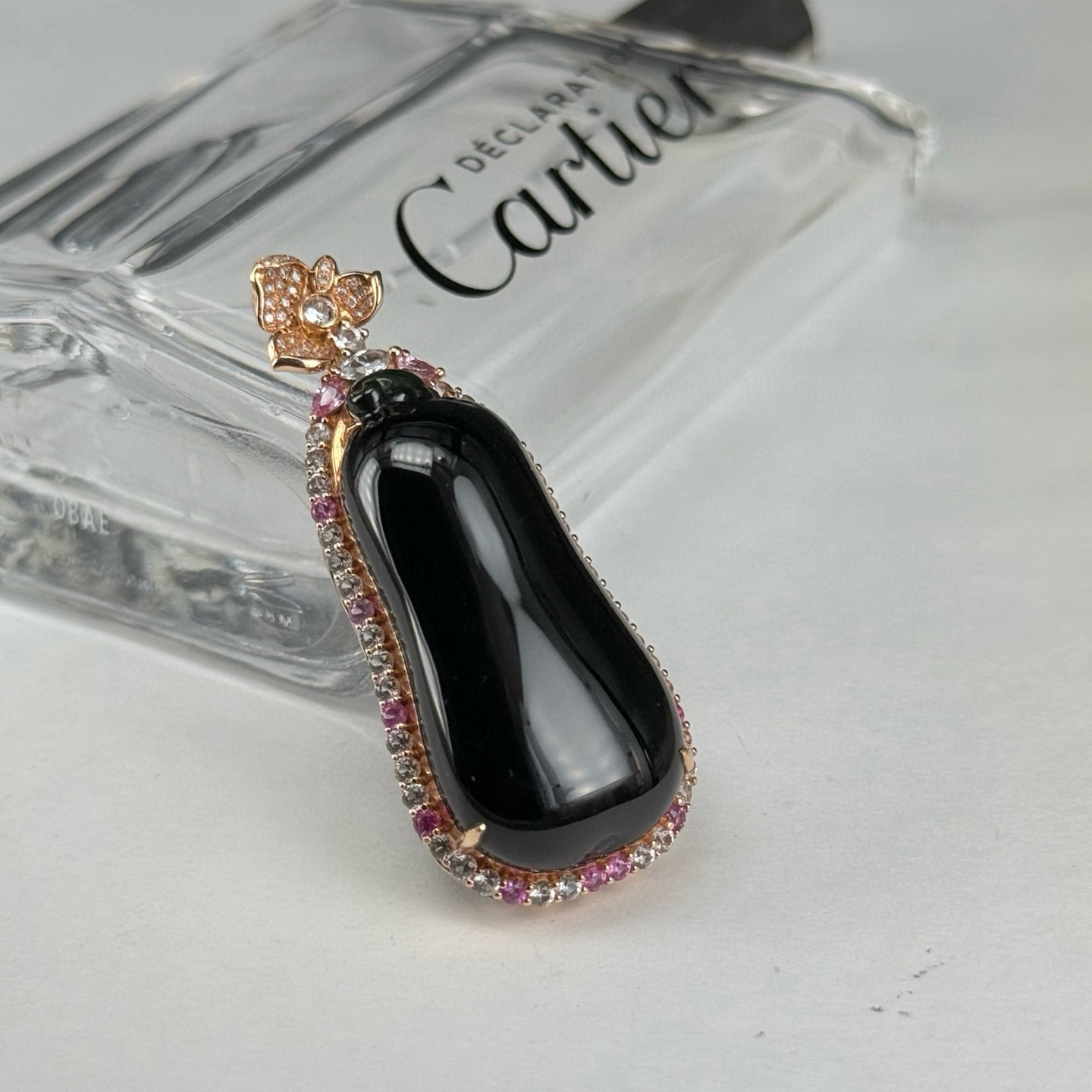 精品18k墨翠福瓜 种好色正 黑度极好 打灯通透 油性十足 尺寸47.5