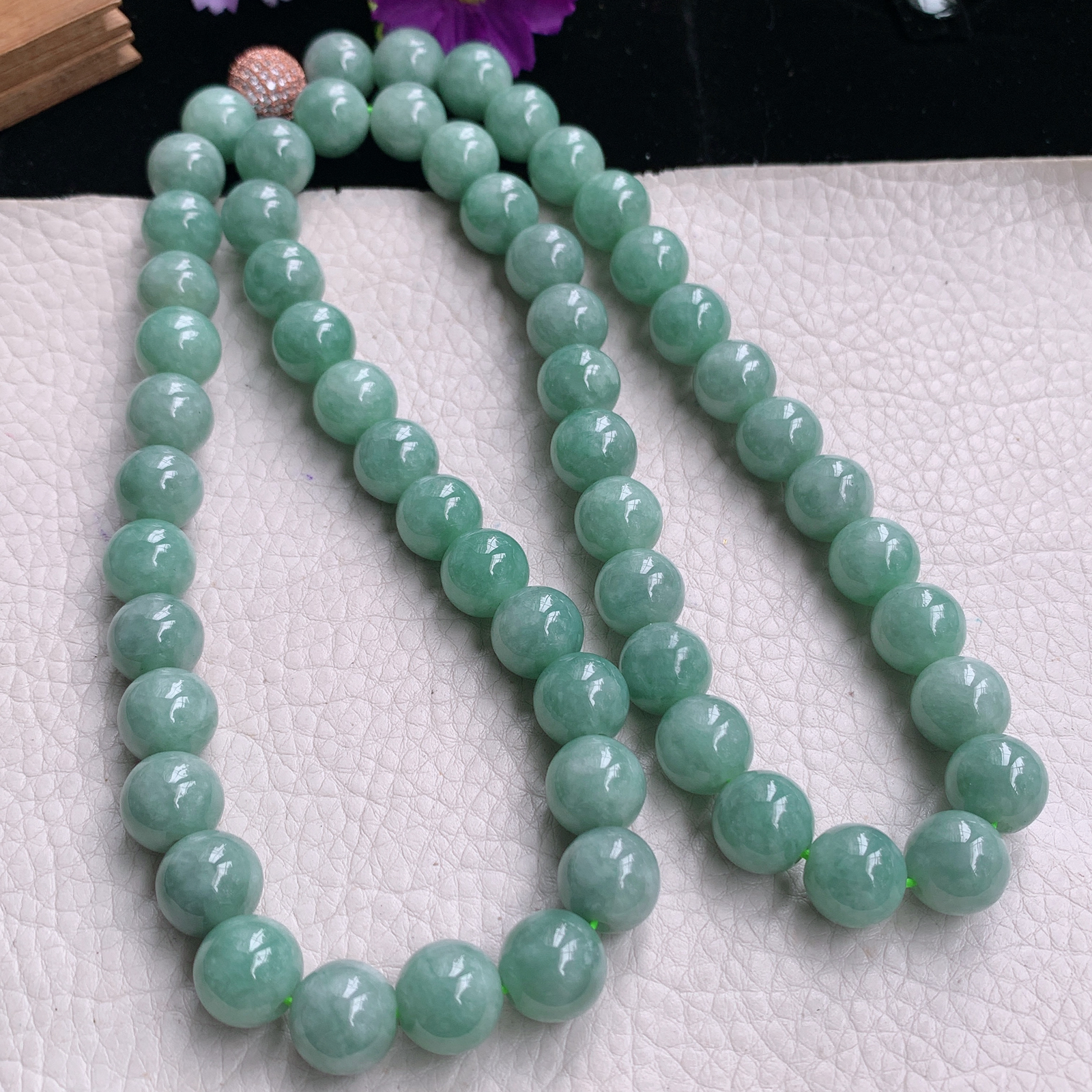 zz3实拍11.5mm共58颗缅甸翡翠淡绿大圆珠项链 佛珠毛衣链