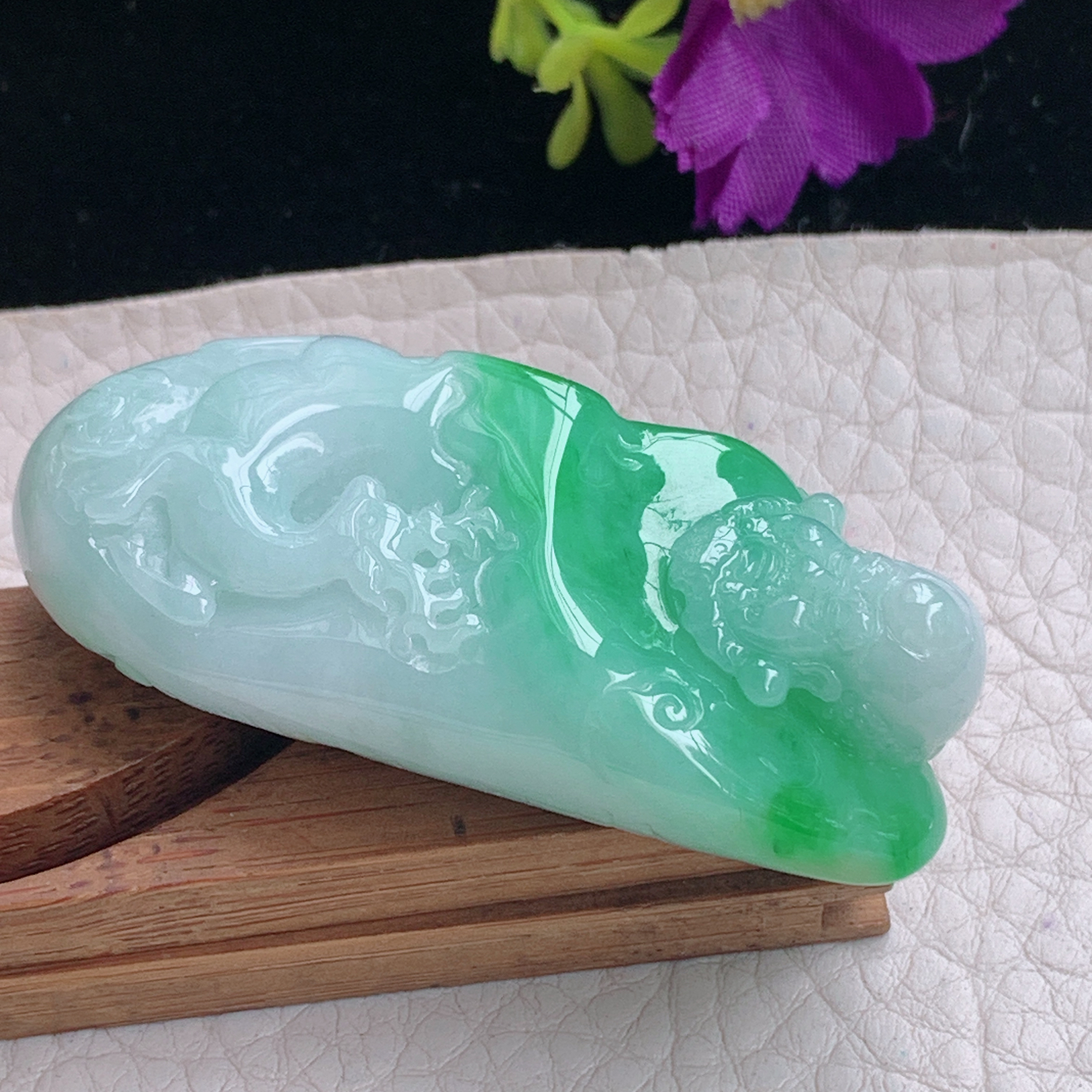 zz3实拍53.5*23.8*12.8缅甸翡翠俏色雕飘绿寿星爷玉坠福星高照项坠