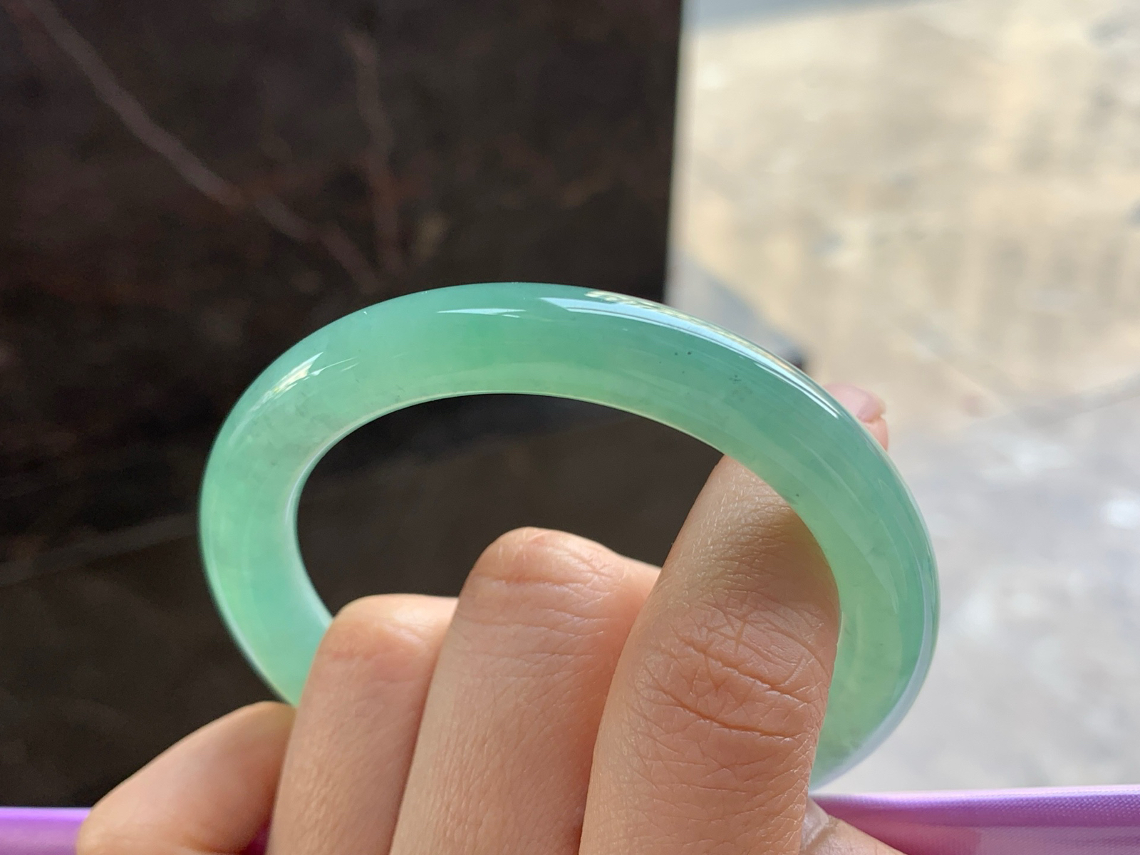 53-8.9

晴底圆条手镯^_^清新 细腻