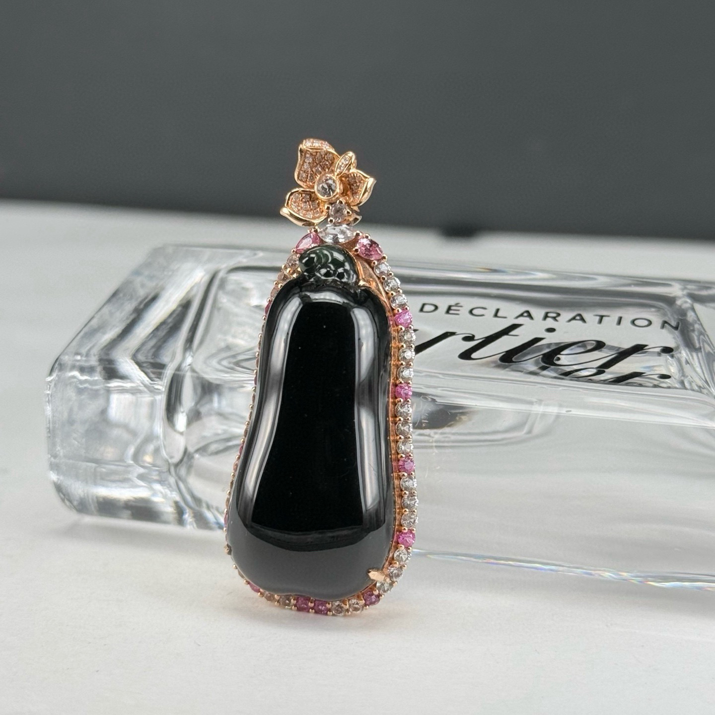 精品18k墨翠福瓜 种好色正 黑度极好 打灯通透 油性十足 尺寸47.5