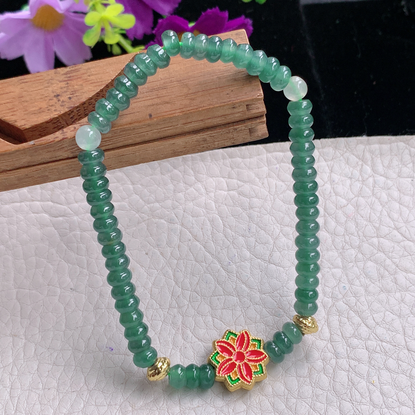 zz3实拍5.5mm 天然翡翠圆润冰透蓝水算盘珠手串 精美小巧款手链 配饰为装饰件