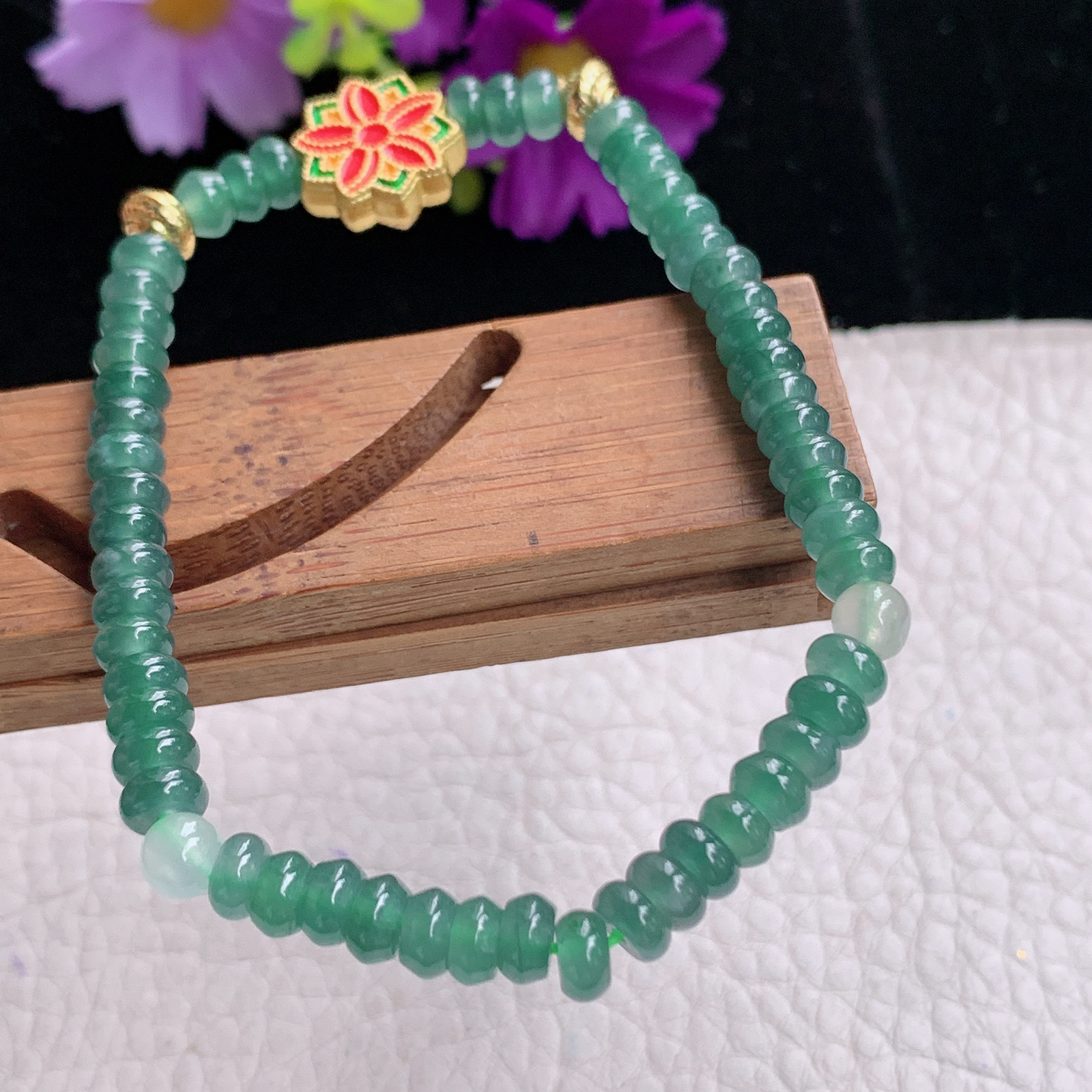 zz3实拍5.5mm 天然翡翠圆润冰透蓝水算盘珠手串 精美小巧款手链 配饰为装饰件