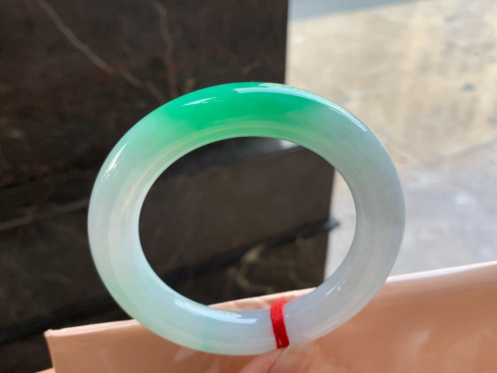 59-12.7

阳绿色圆条手镯^_^色阳