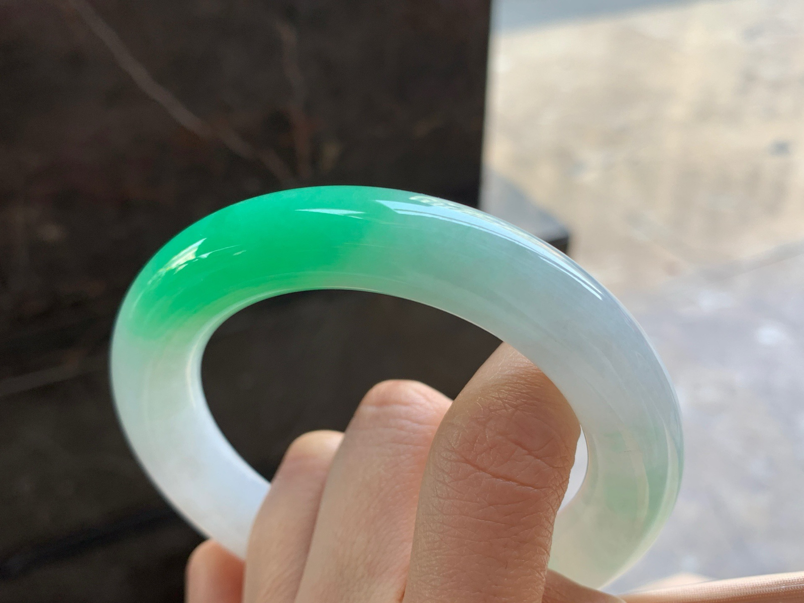 59-12.7

阳绿色圆条手镯^_^色阳