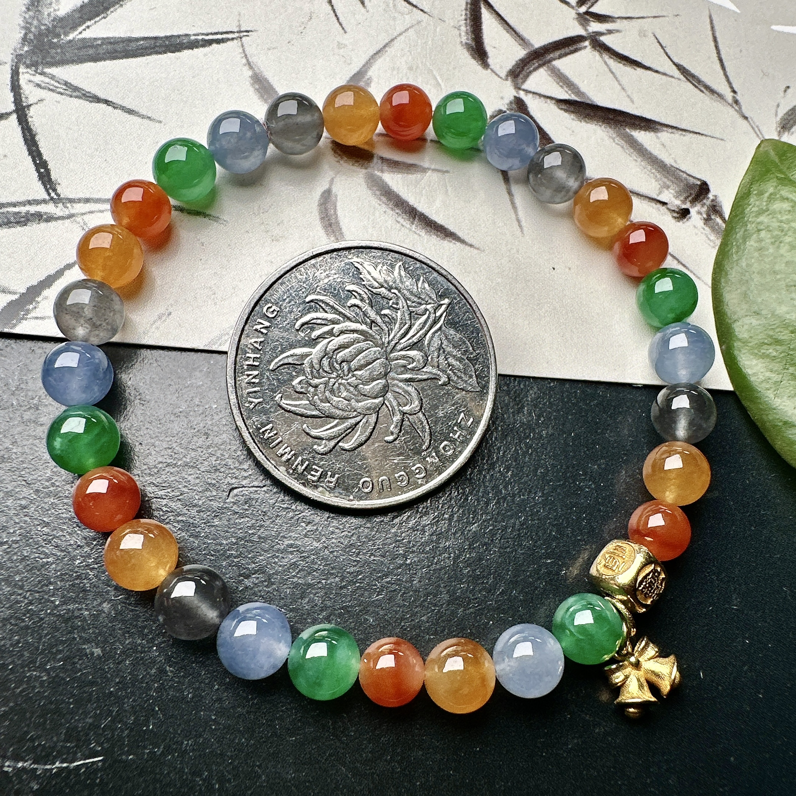 【冰种多宝+18k金钻镶嵌搭配手串】晶莹多彩的糖果串，多宝手串，颜色丰富，更重要的是种水都很好，性价比很不错，直径5.9-6之间