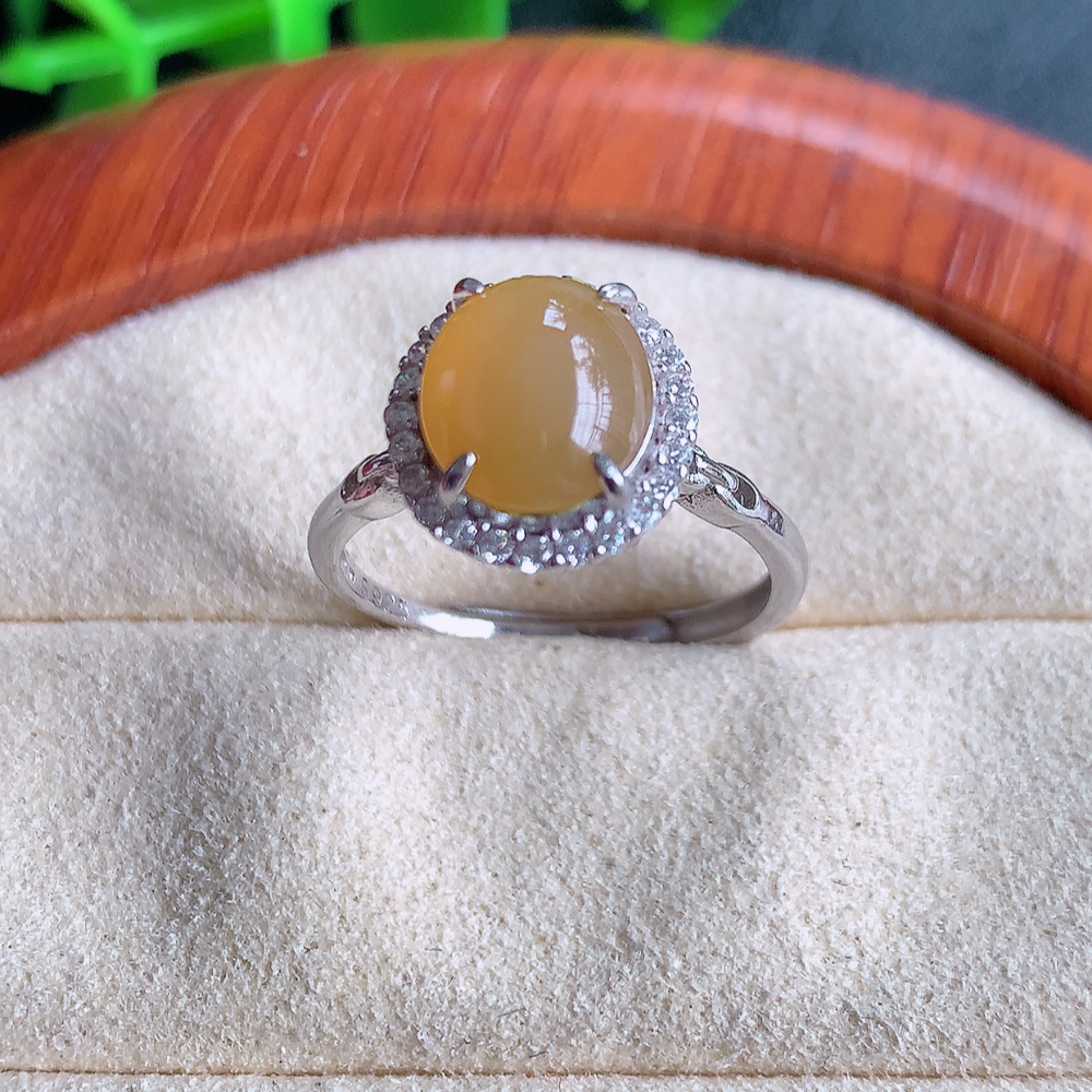 冰润黄翡精美环形翡翠戒指  玉质细腻  冰清玉润  飘花灵动  颜色漂亮  W815.21   内径